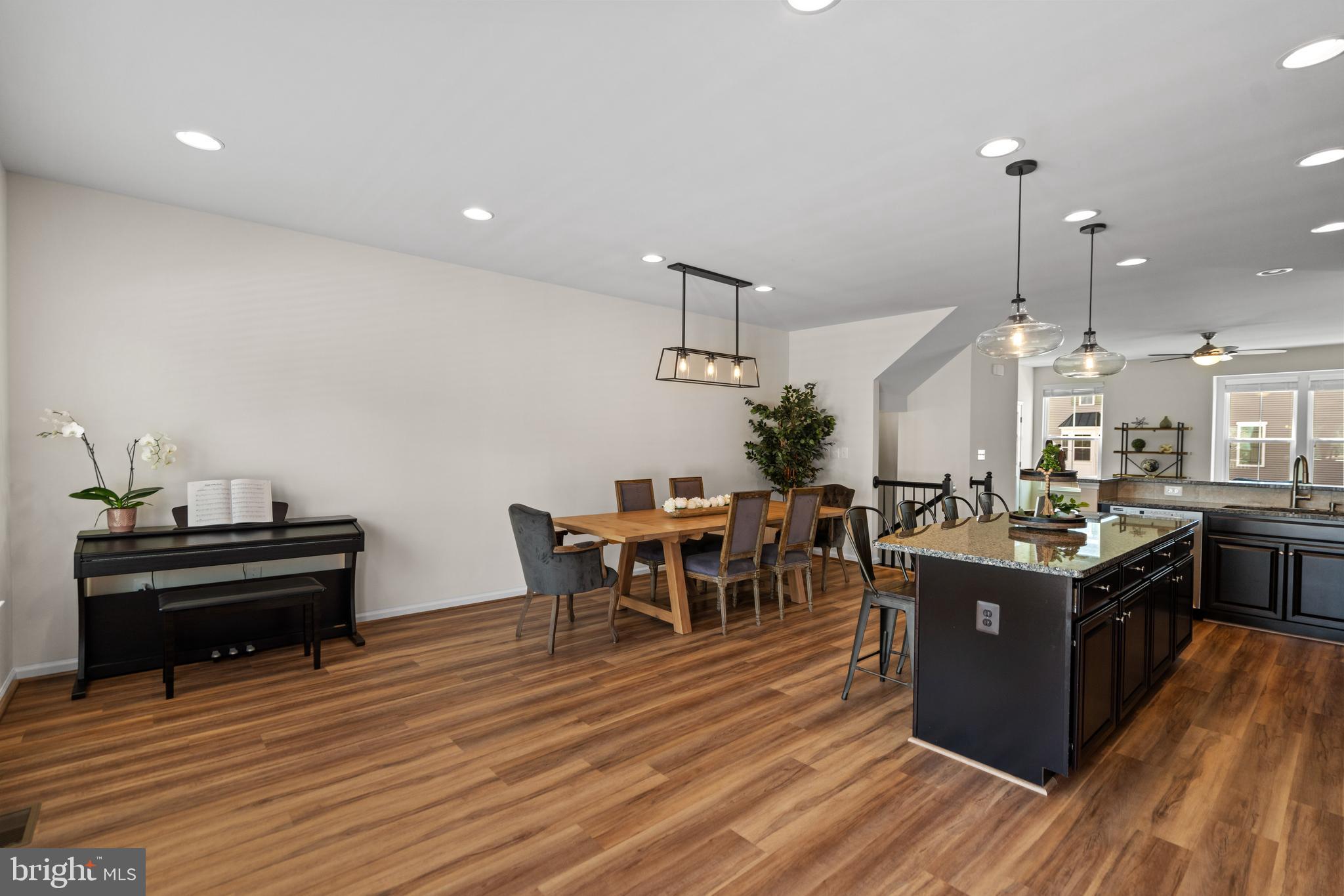 STONE RIDGE - Residential