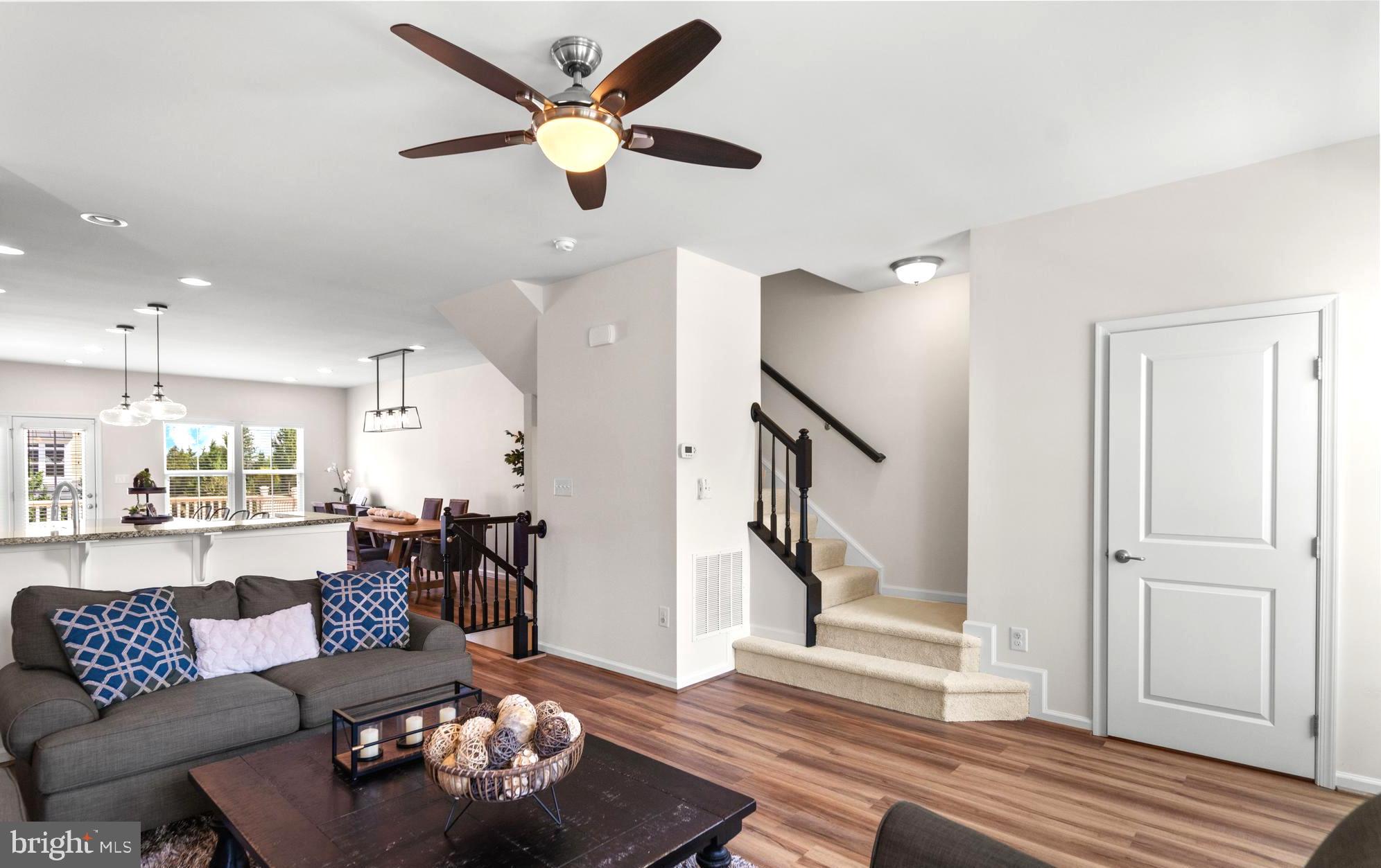 STONE RIDGE - Residential