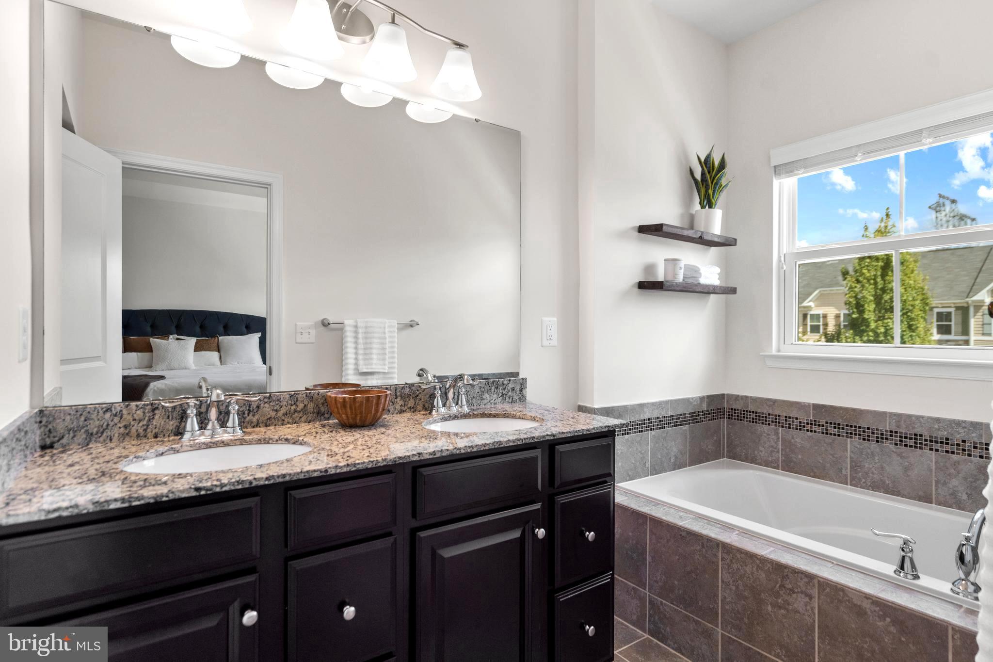 STONE RIDGE - Residential