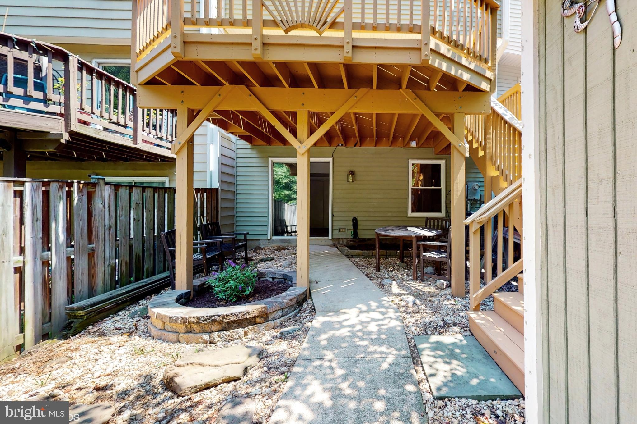 LAKE RIDGE - SPRINGWOODS - Residential