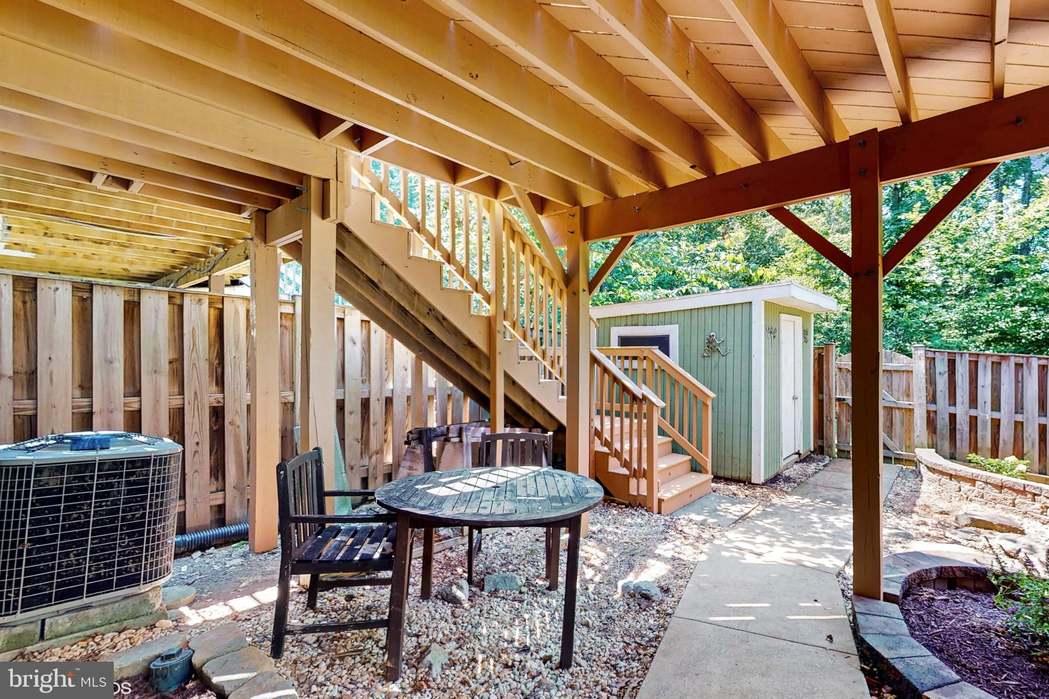 LAKE RIDGE - SPRINGWOODS - Residential