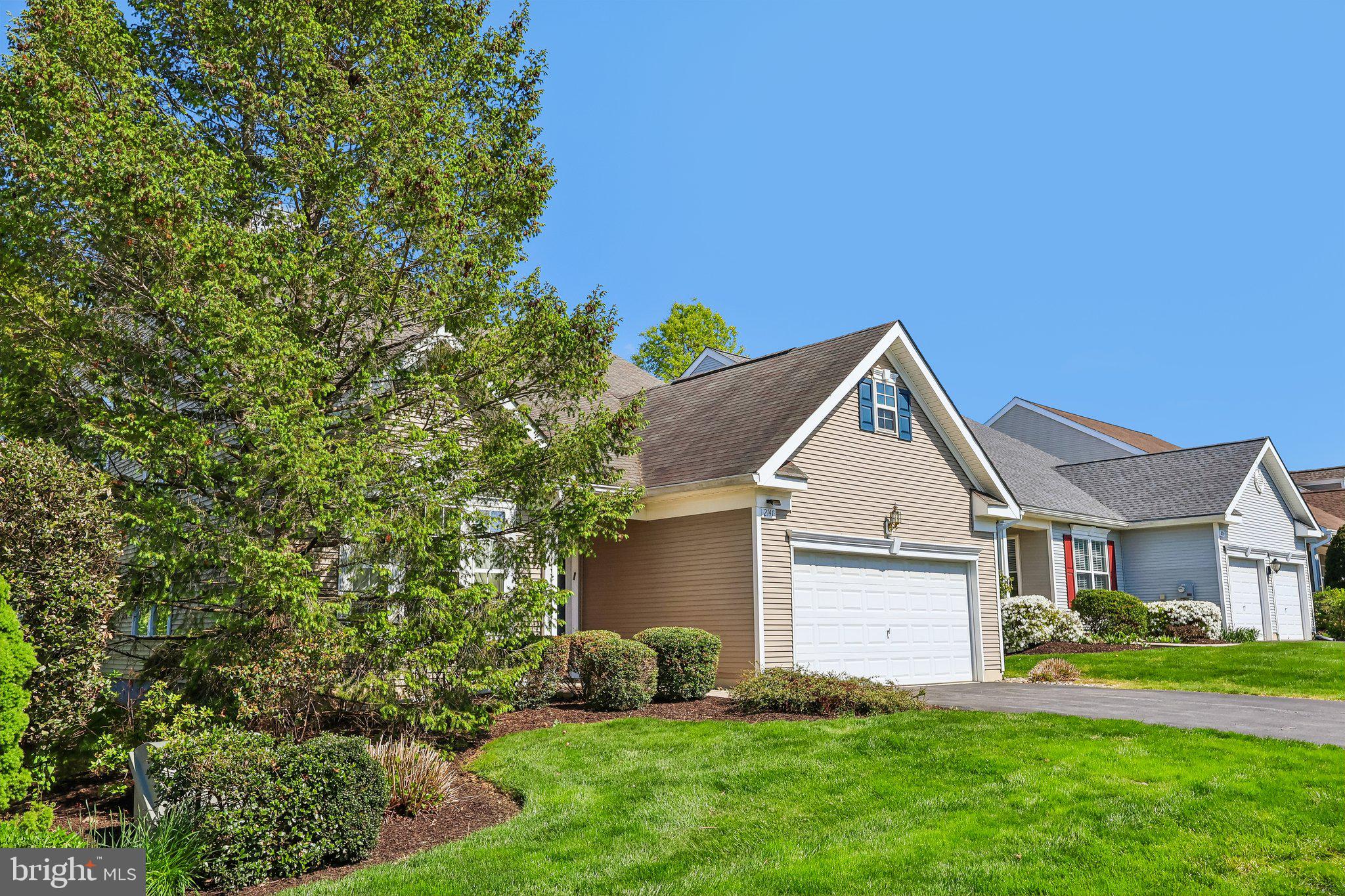 FOUR SEASONS AT FARM - Residential
