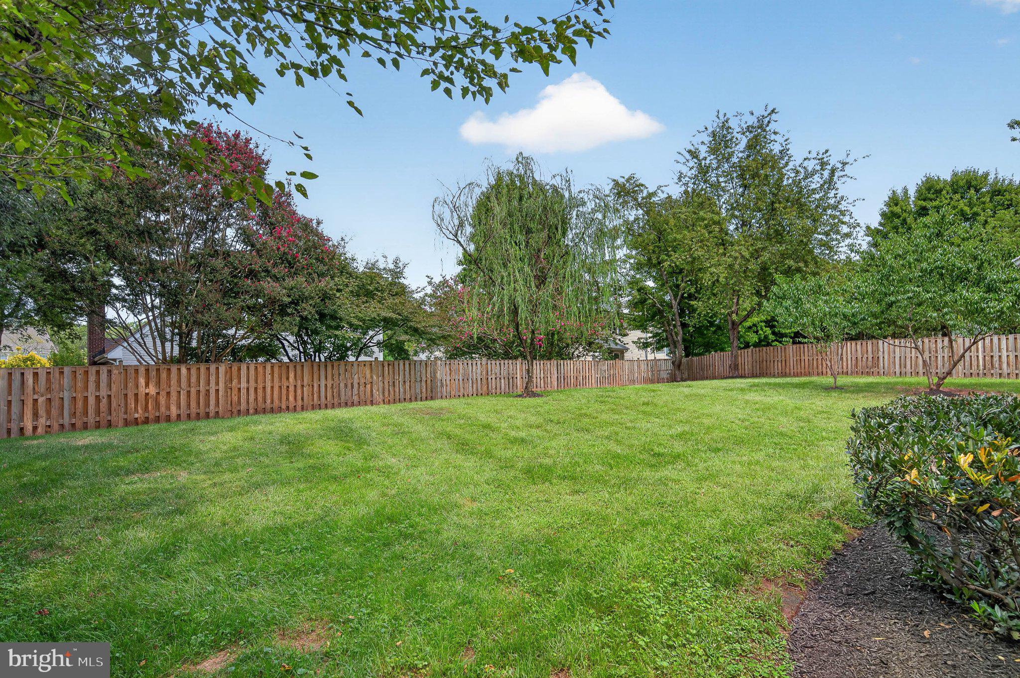 13136 LAZY GLEN COURT