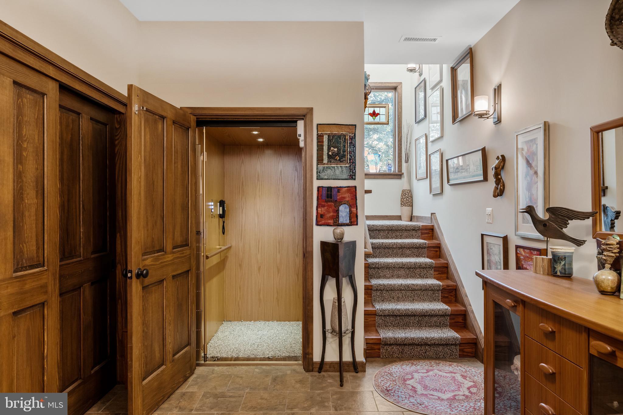 444 SHADY LANE
