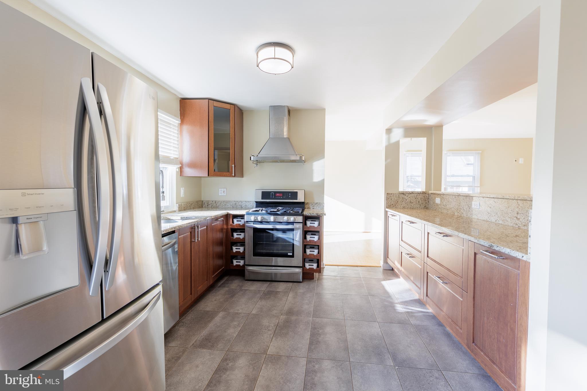 VILLAGE OF OAKLAND MILLS - Residential