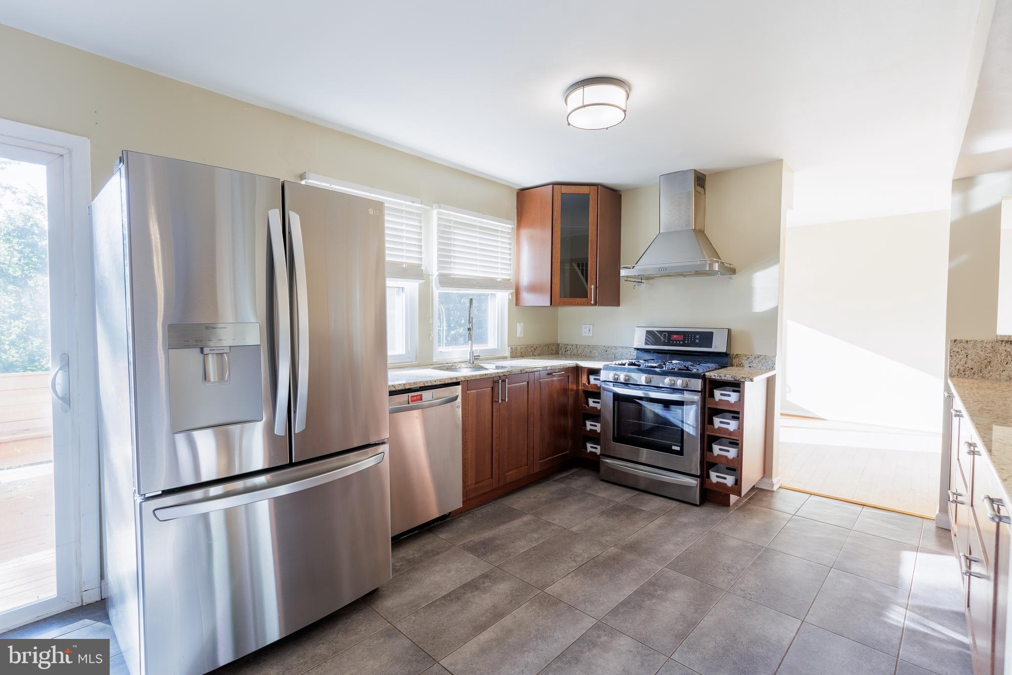 VILLAGE OF OAKLAND MILLS - Residential