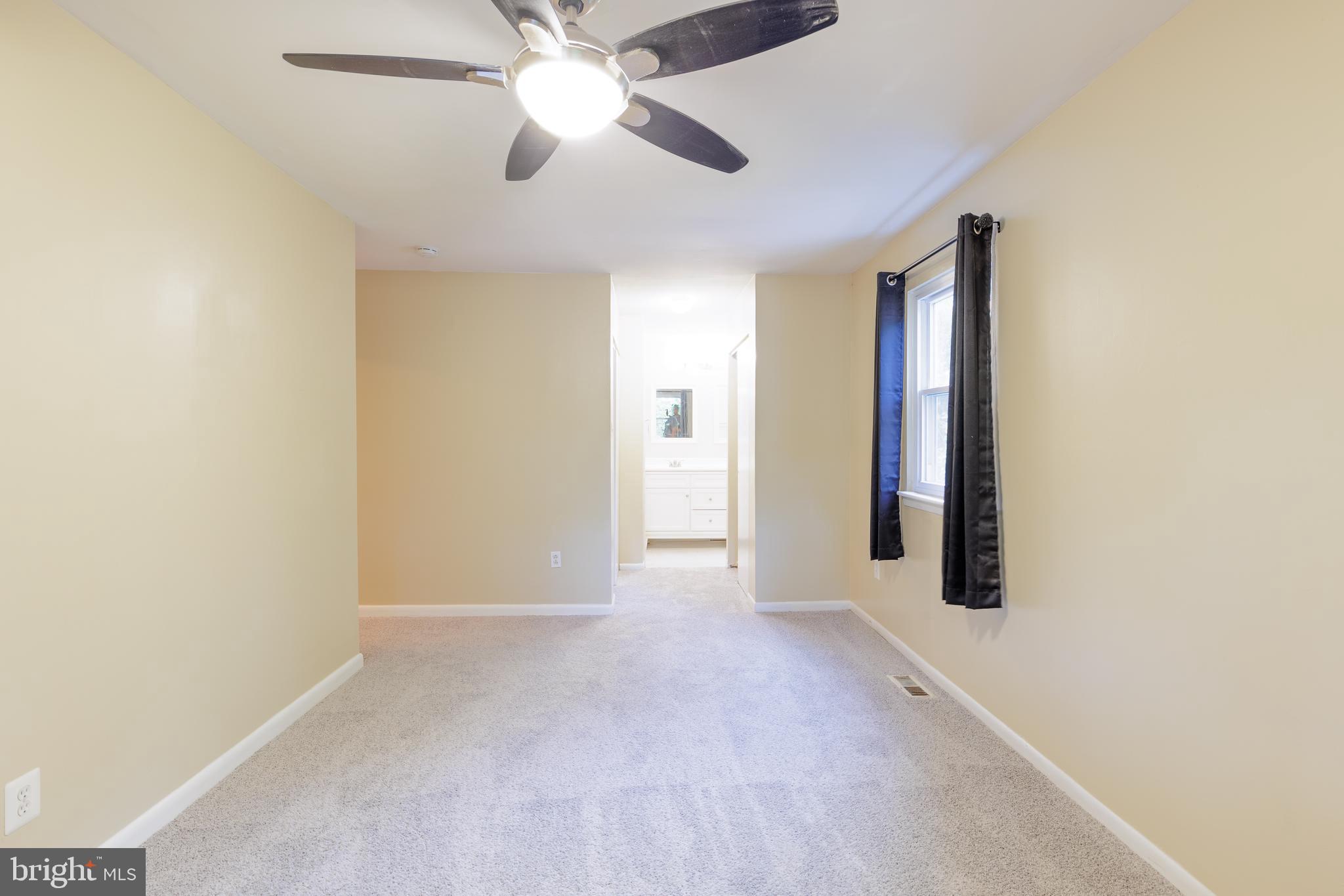 VILLAGE OF OAKLAND MILLS - Residential