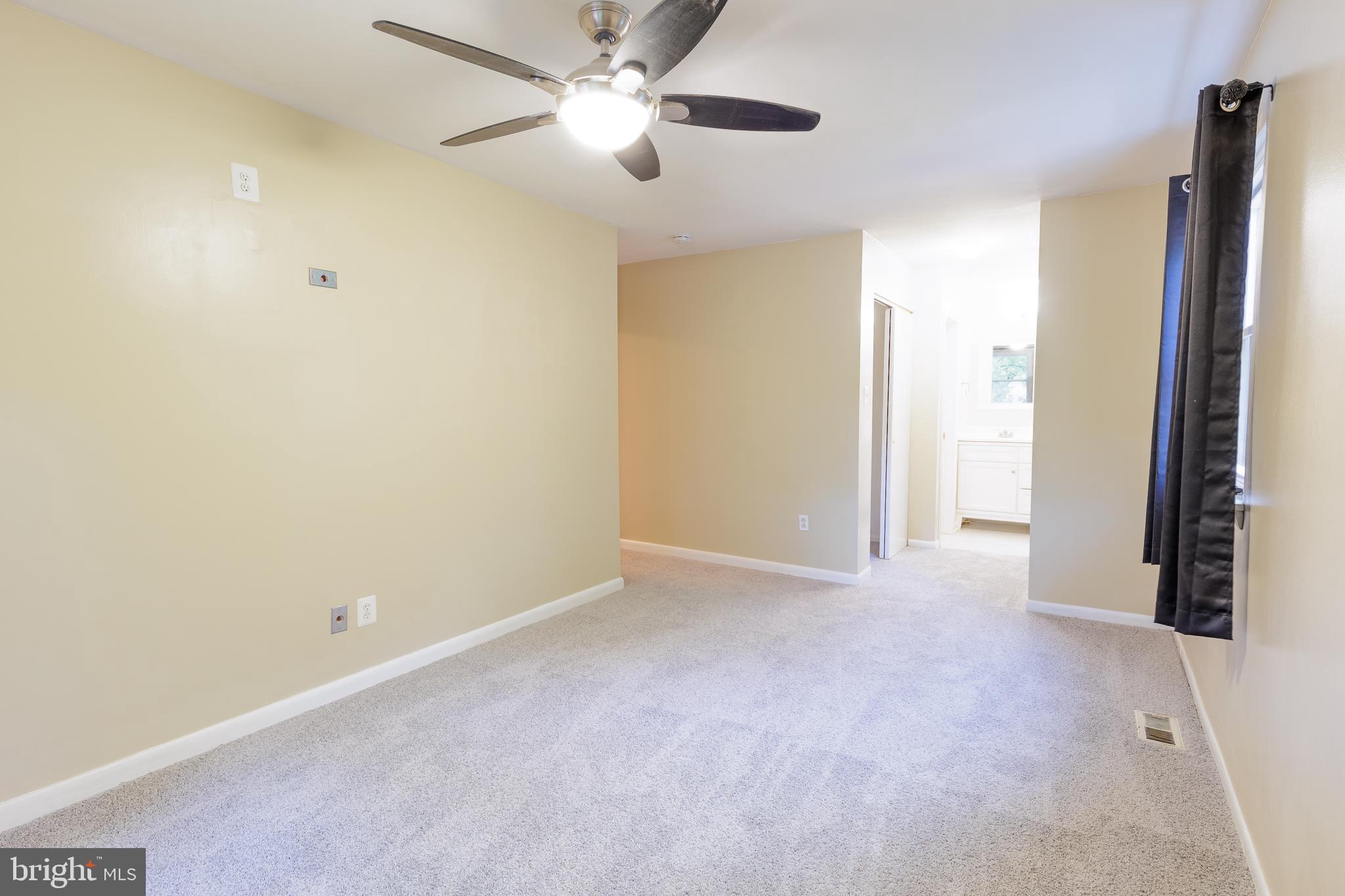 VILLAGE OF OAKLAND MILLS - Residential