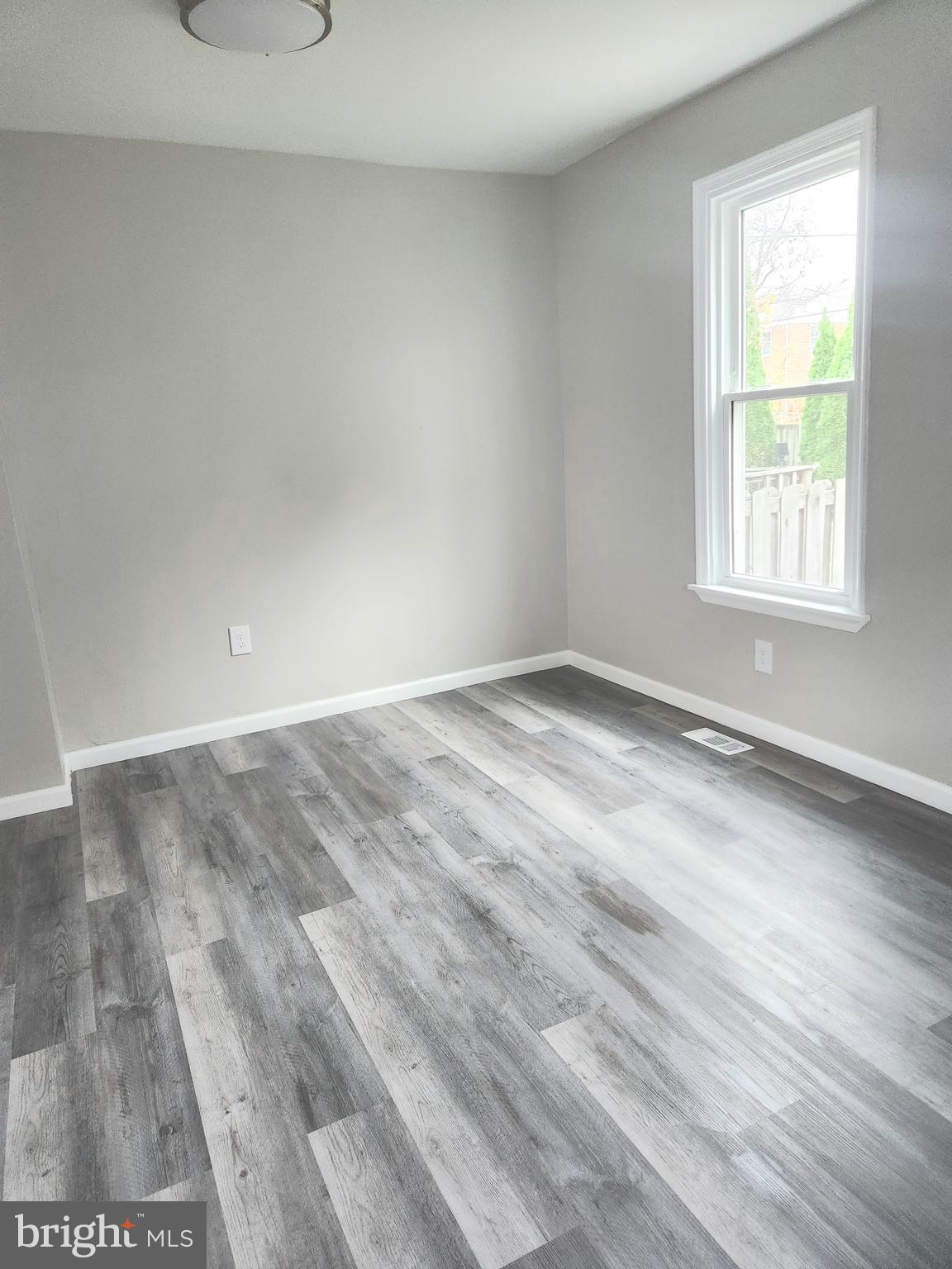 WALTHERSON - Residential Lease