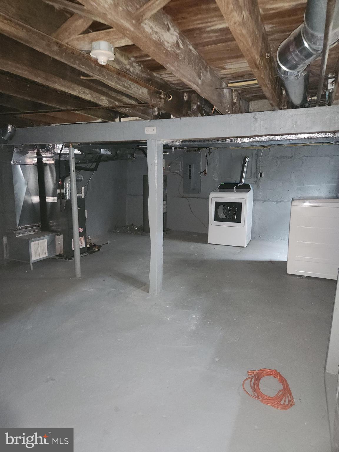 WALTHERSON - Residential Lease