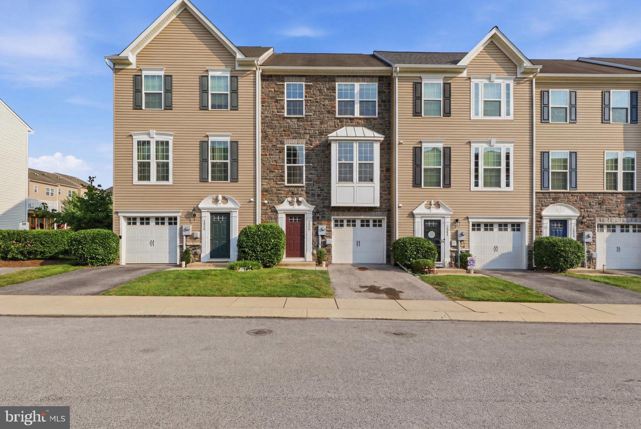 1264 RANNOCH LANE 128