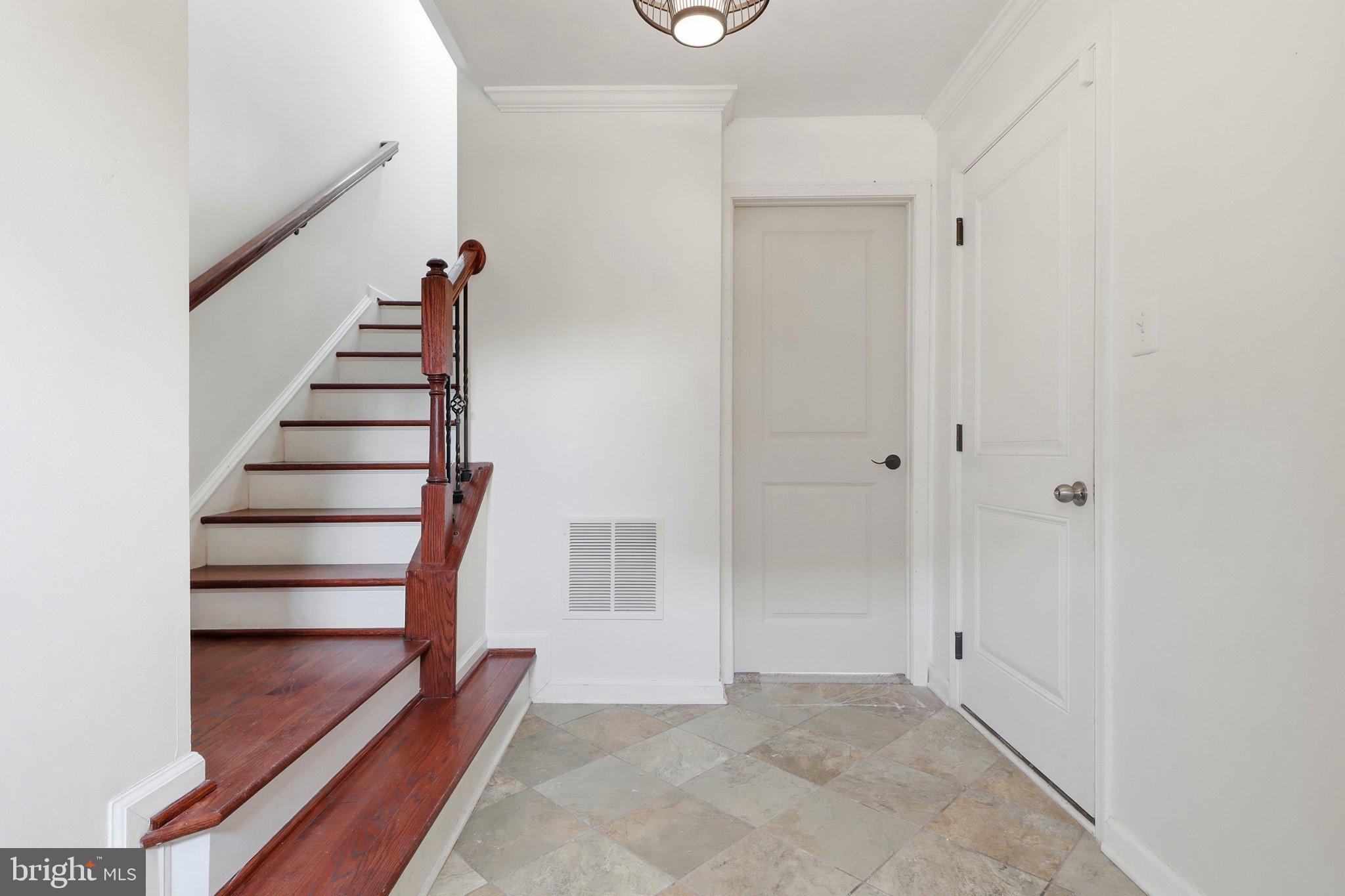 1264 RANNOCH LANE 128