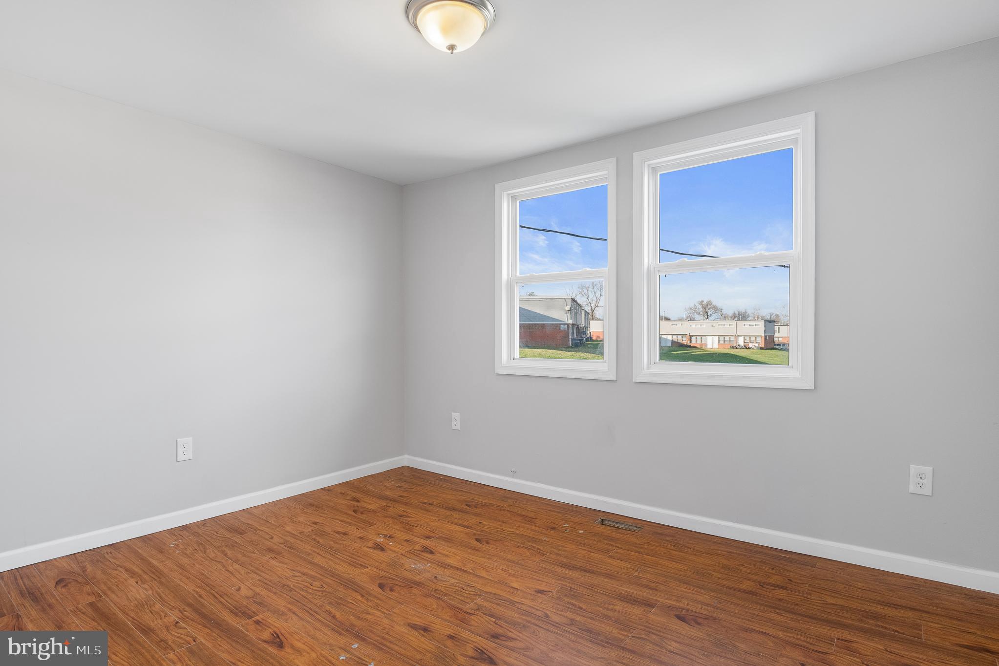 RIVERVIEW - Residential