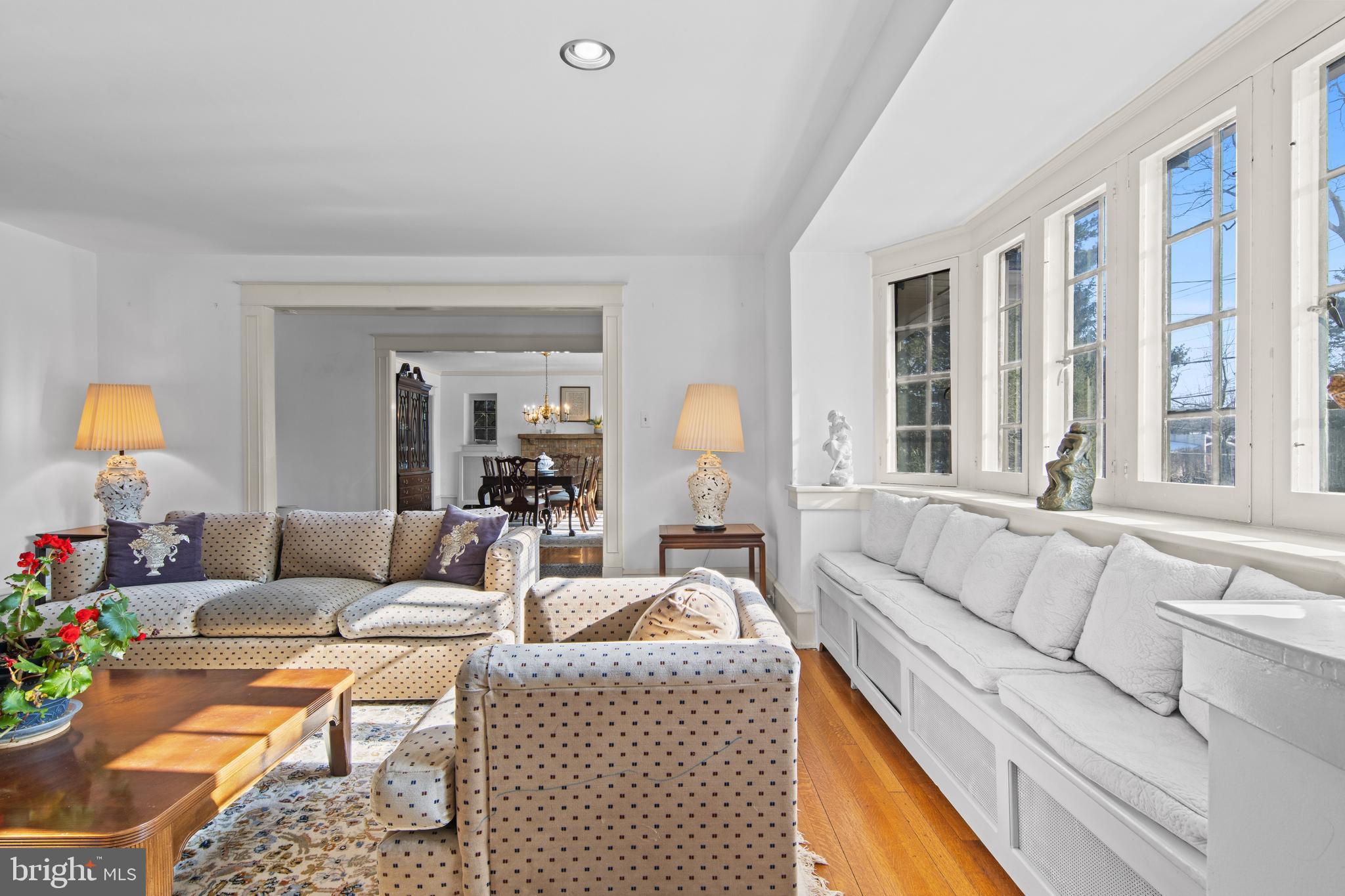 ELKINS PARK - Residential