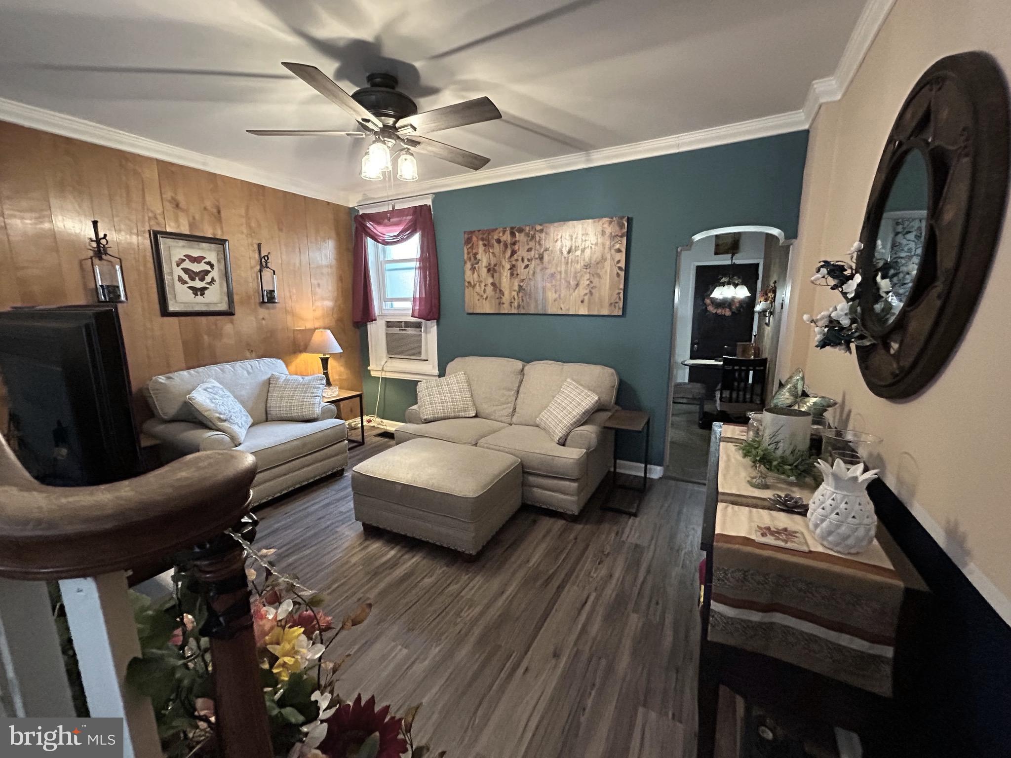 PORT RICHMOND - Residential