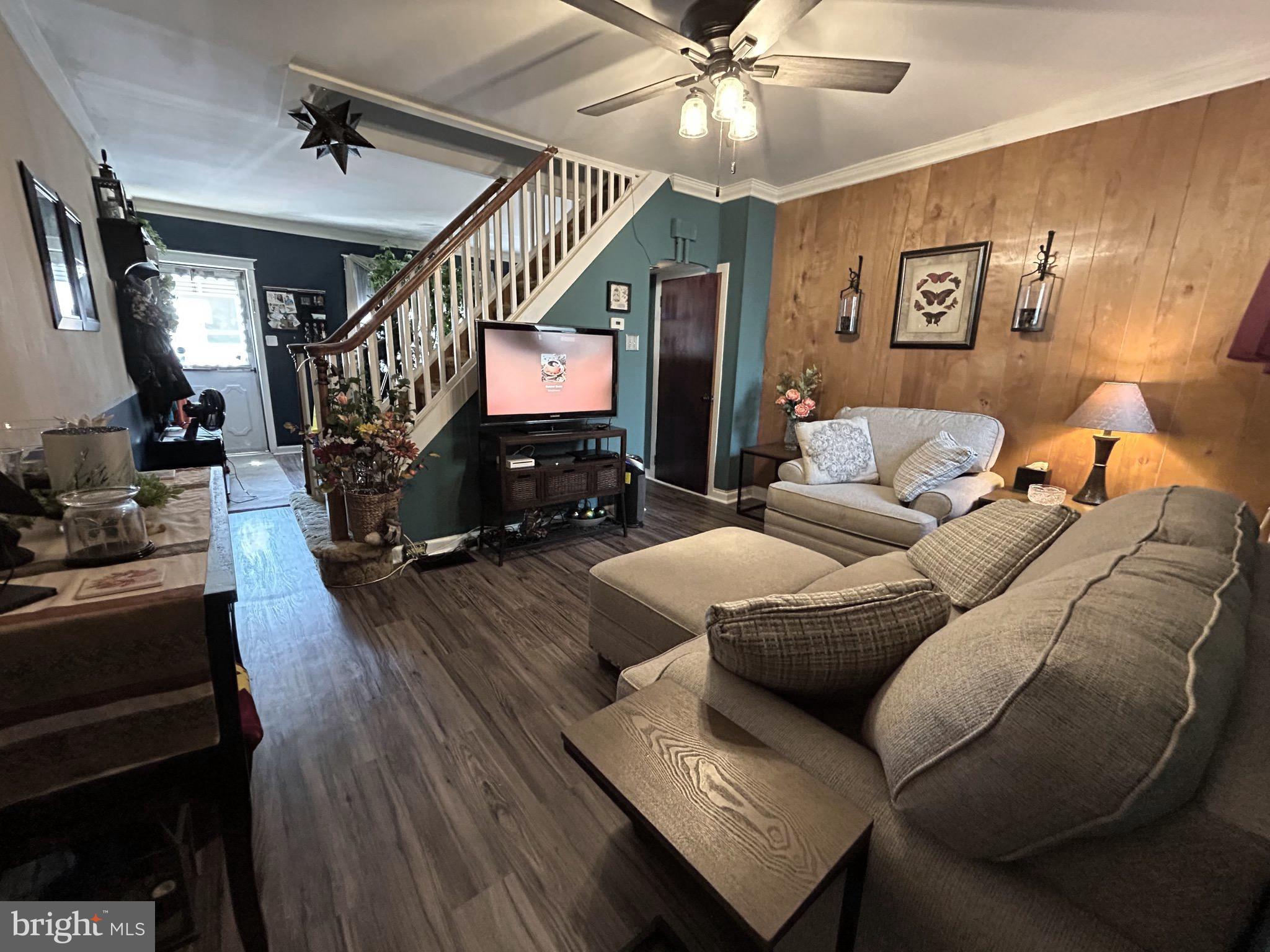 PORT RICHMOND - Residential