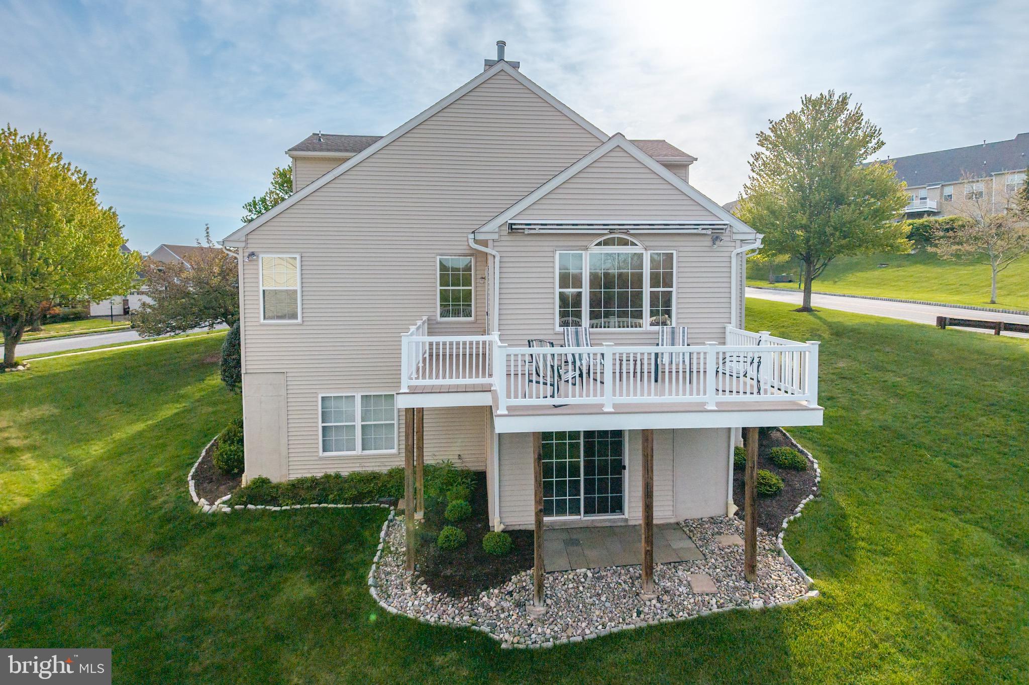 VILLAGES AT HILLVIEW - Residential