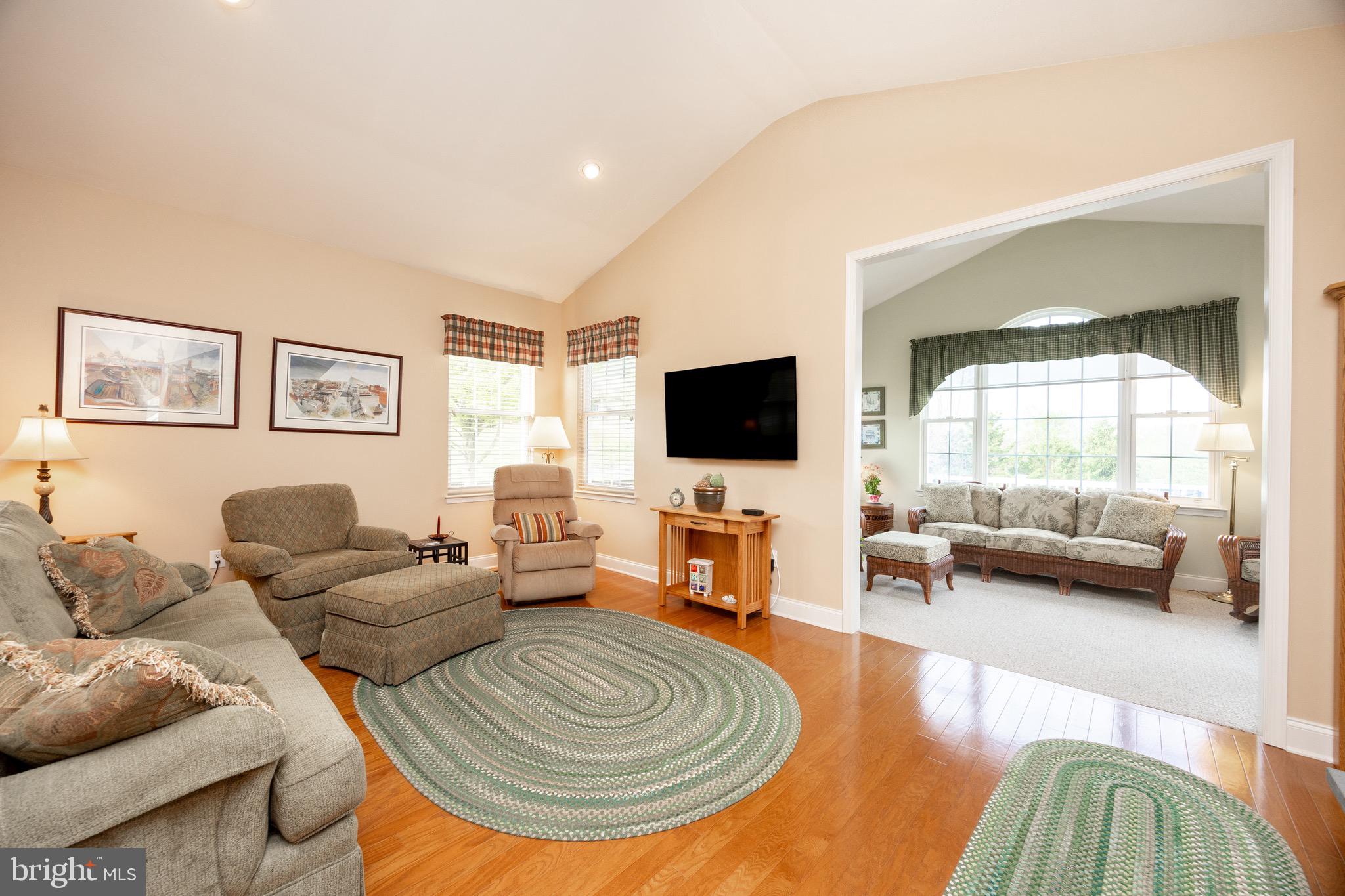 VILLAGES AT HILLVIEW - Residential