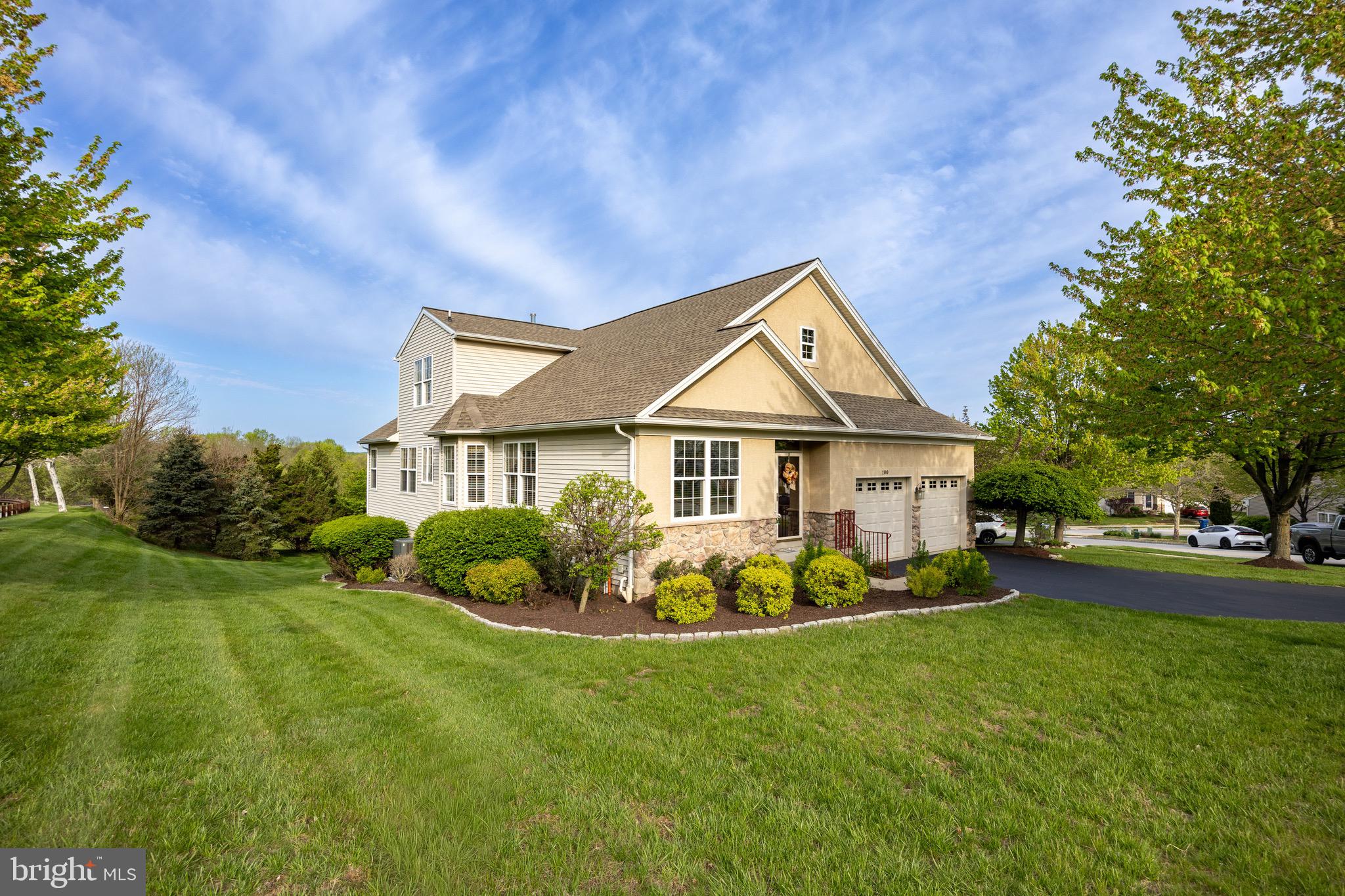 VILLAGES AT HILLVIEW - Residential