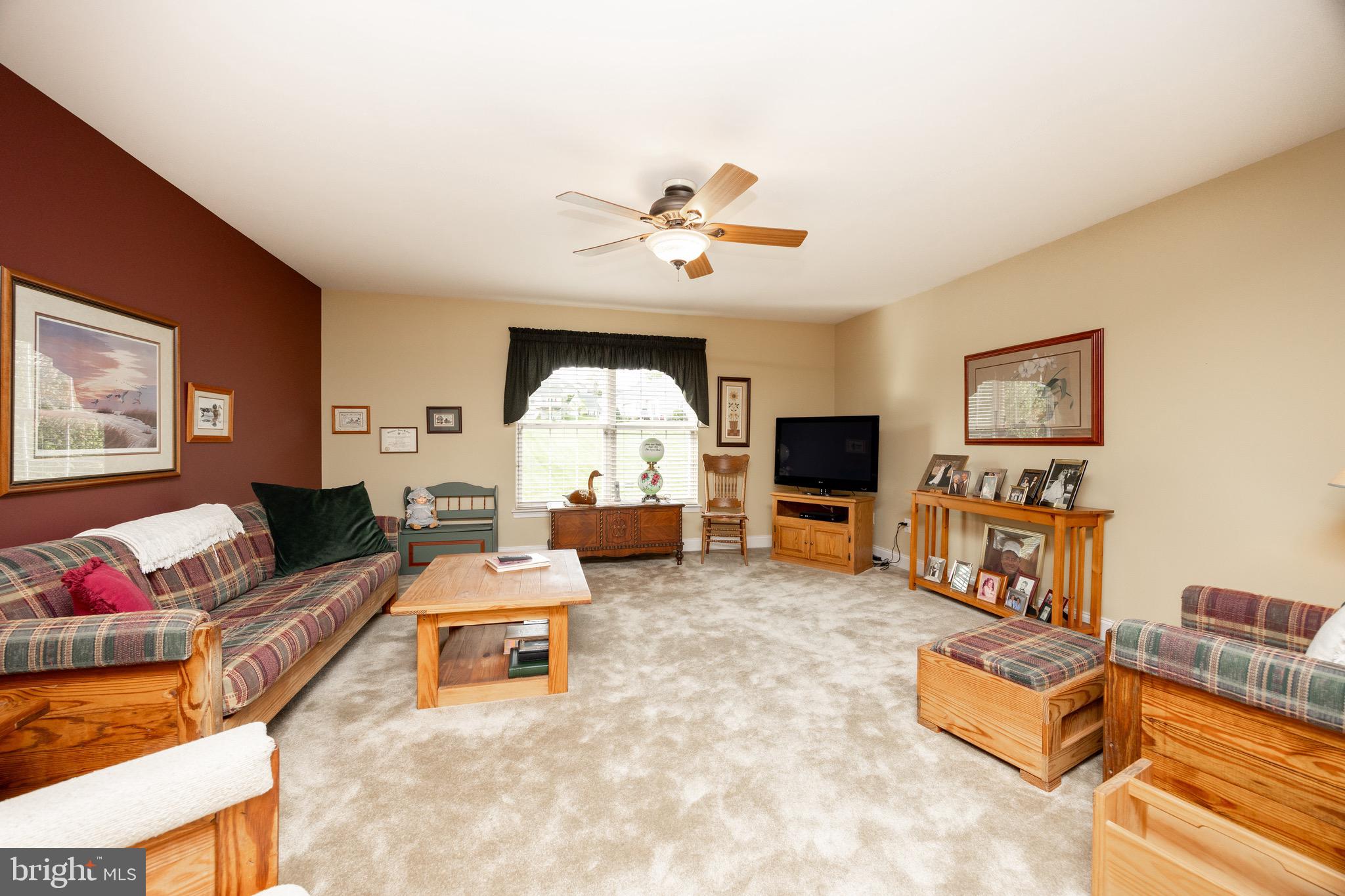 VILLAGES AT HILLVIEW - Residential