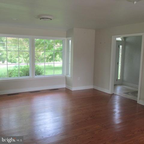 RADNOR HUNT - Residential