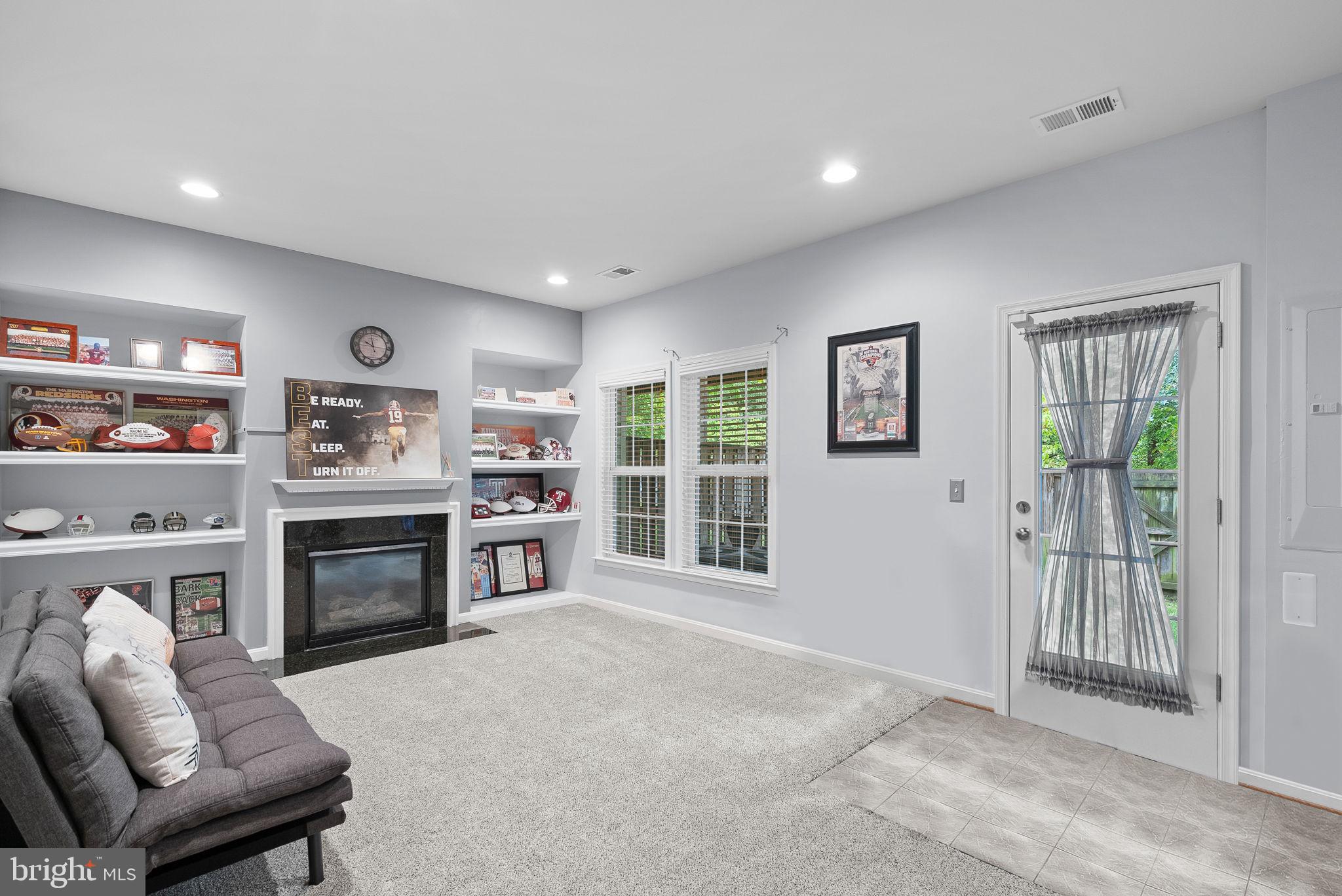 BRAMBLETON LANDBAY 2 - Residential