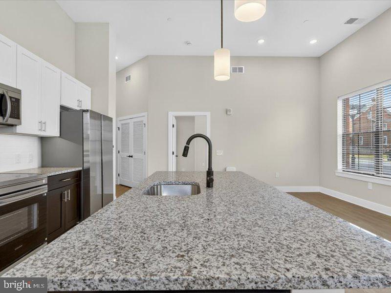 624 MAIN STREET 322