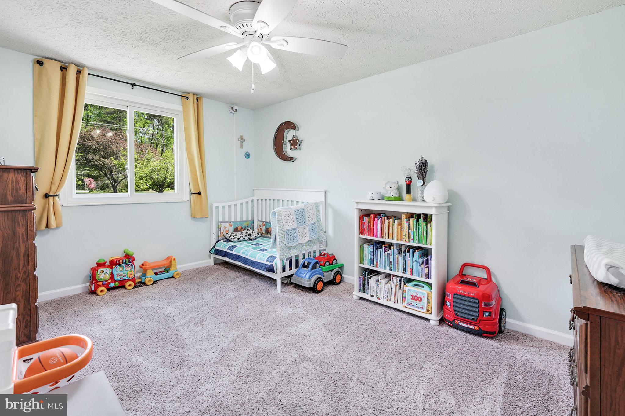 WINDSOR FOREST - Residential