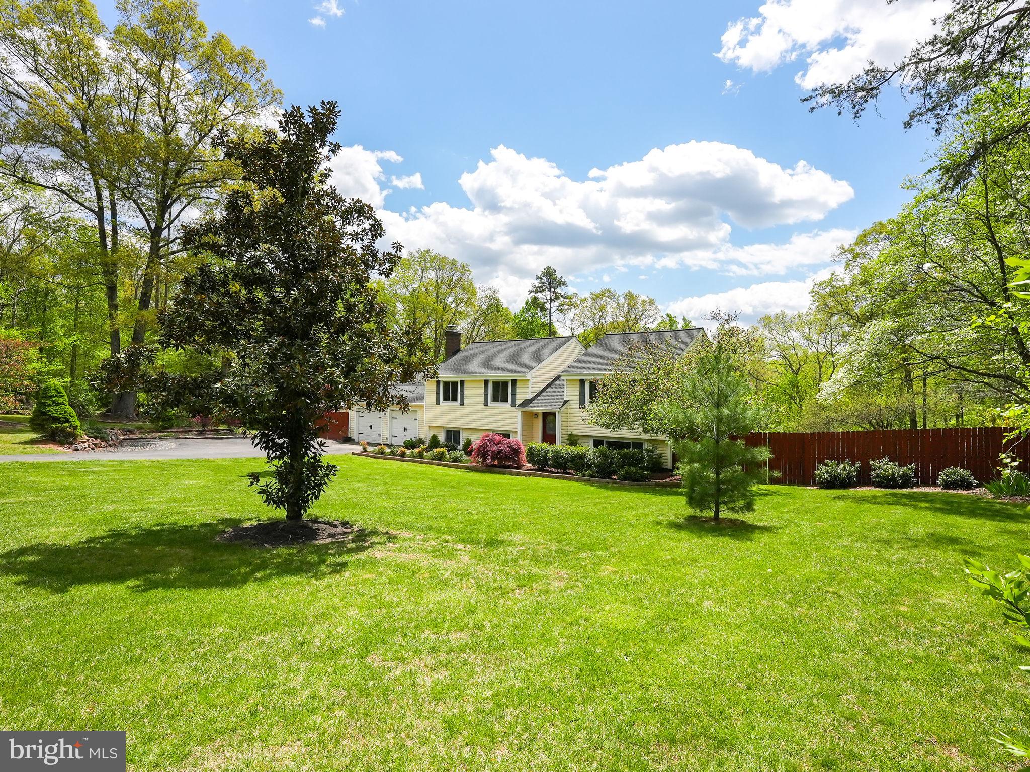 WINDSOR FOREST - Residential