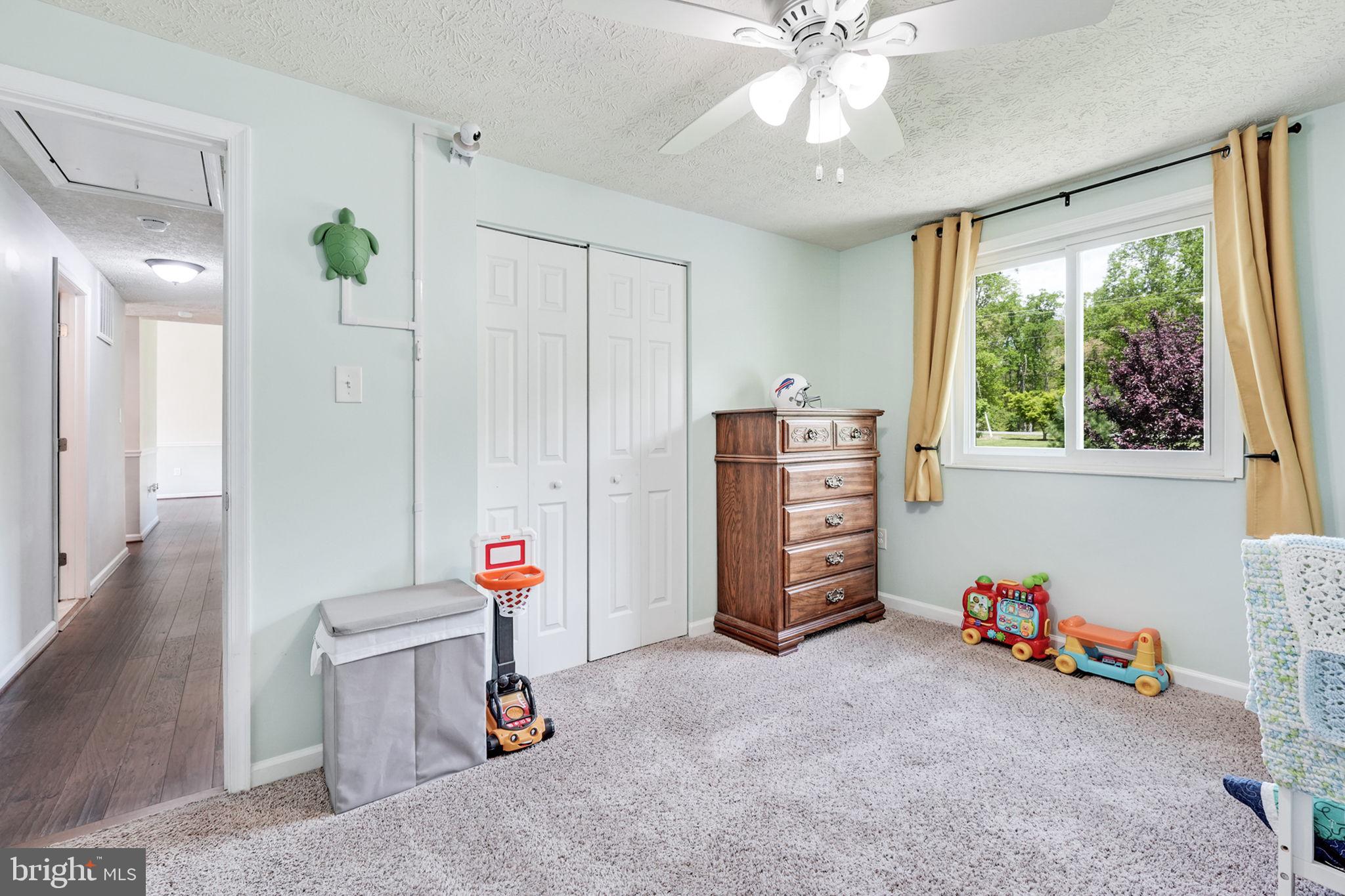 WINDSOR FOREST - Residential