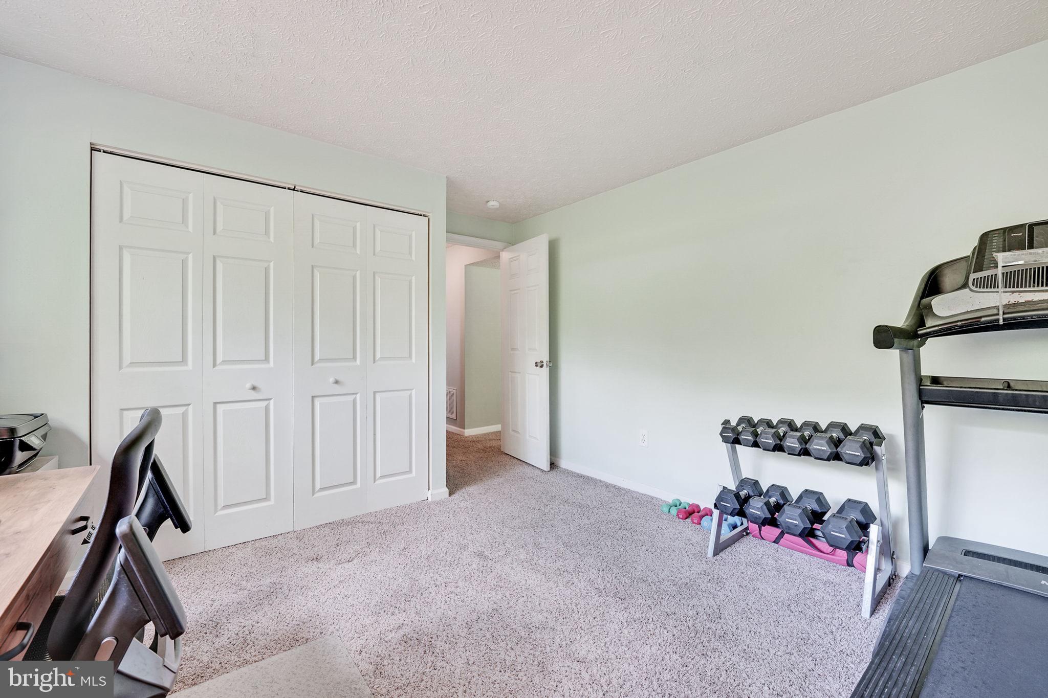 WINDSOR FOREST - Residential