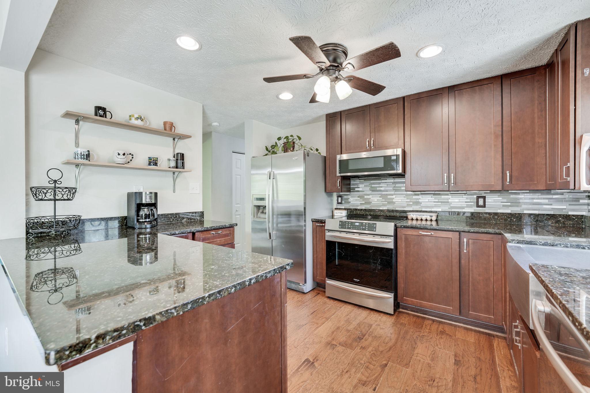 WINDSOR FOREST - Residential