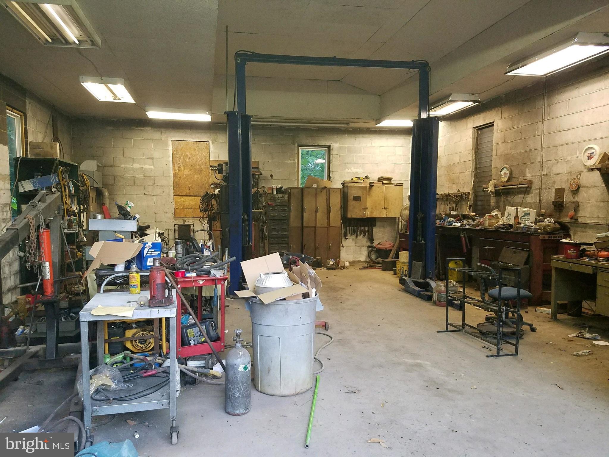 BOWLES - Residential