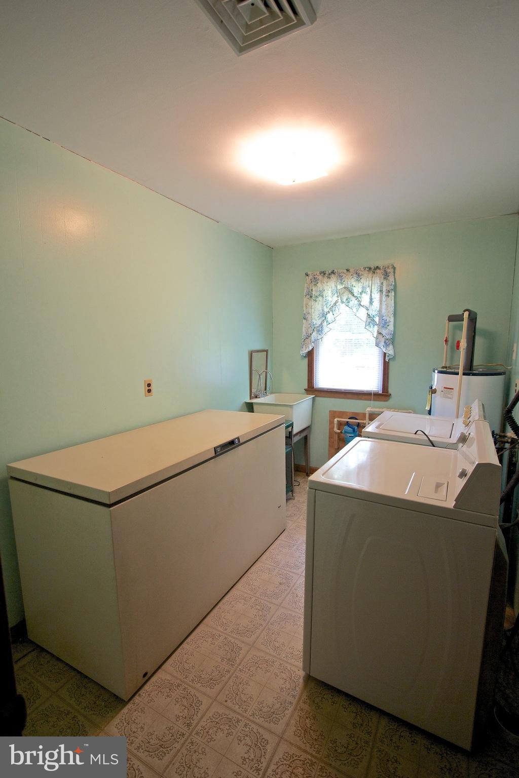 BOWLES - Residential