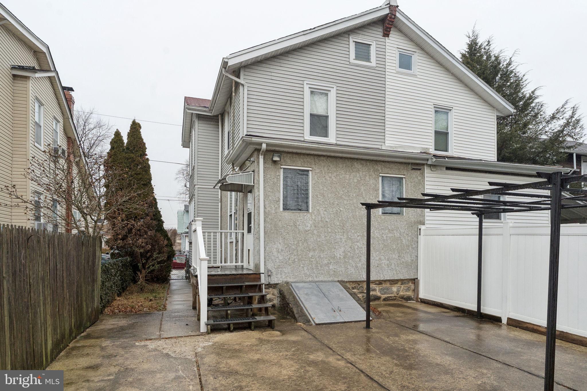 BURHOLME - Residential