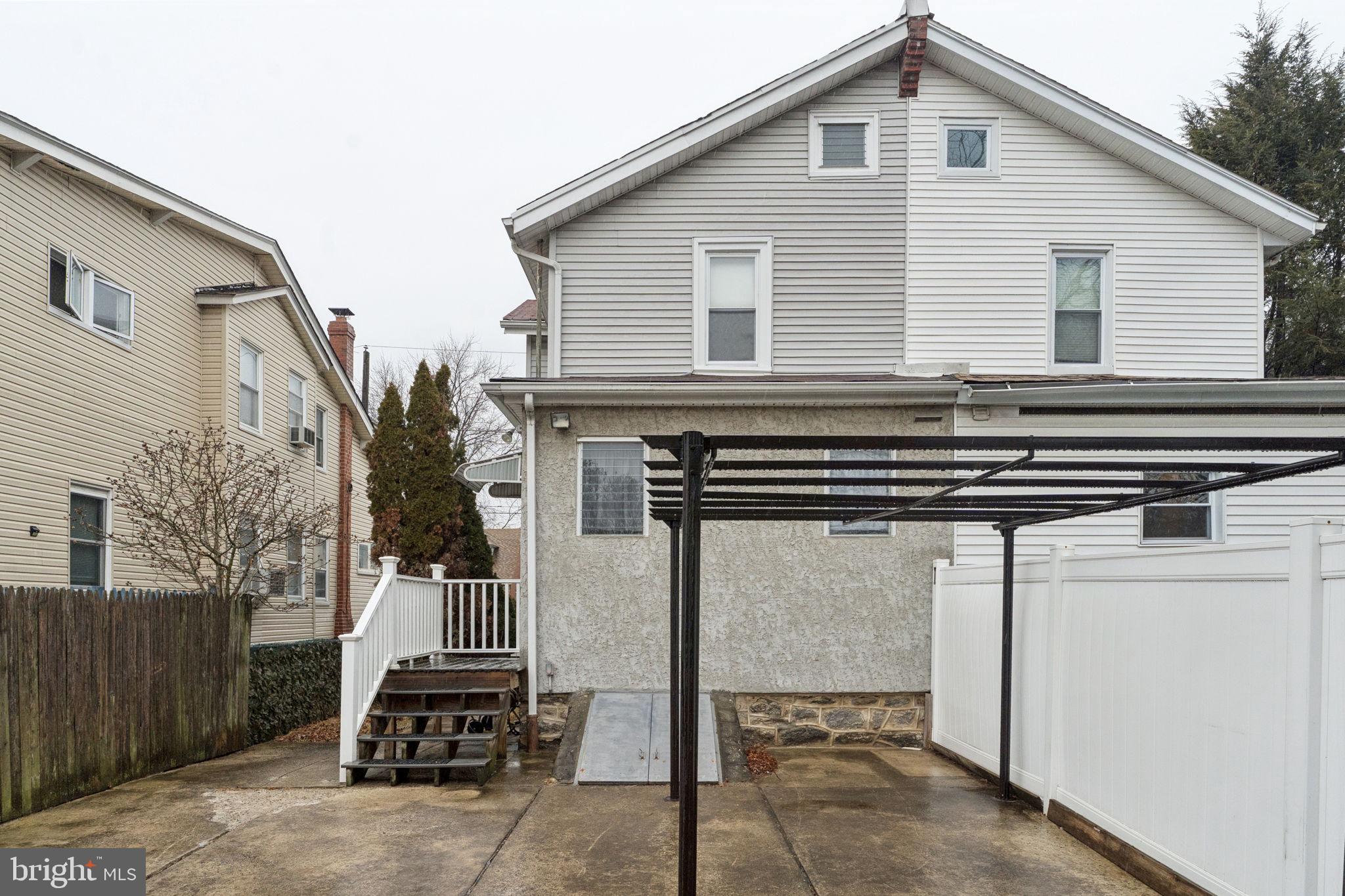 BURHOLME - Residential