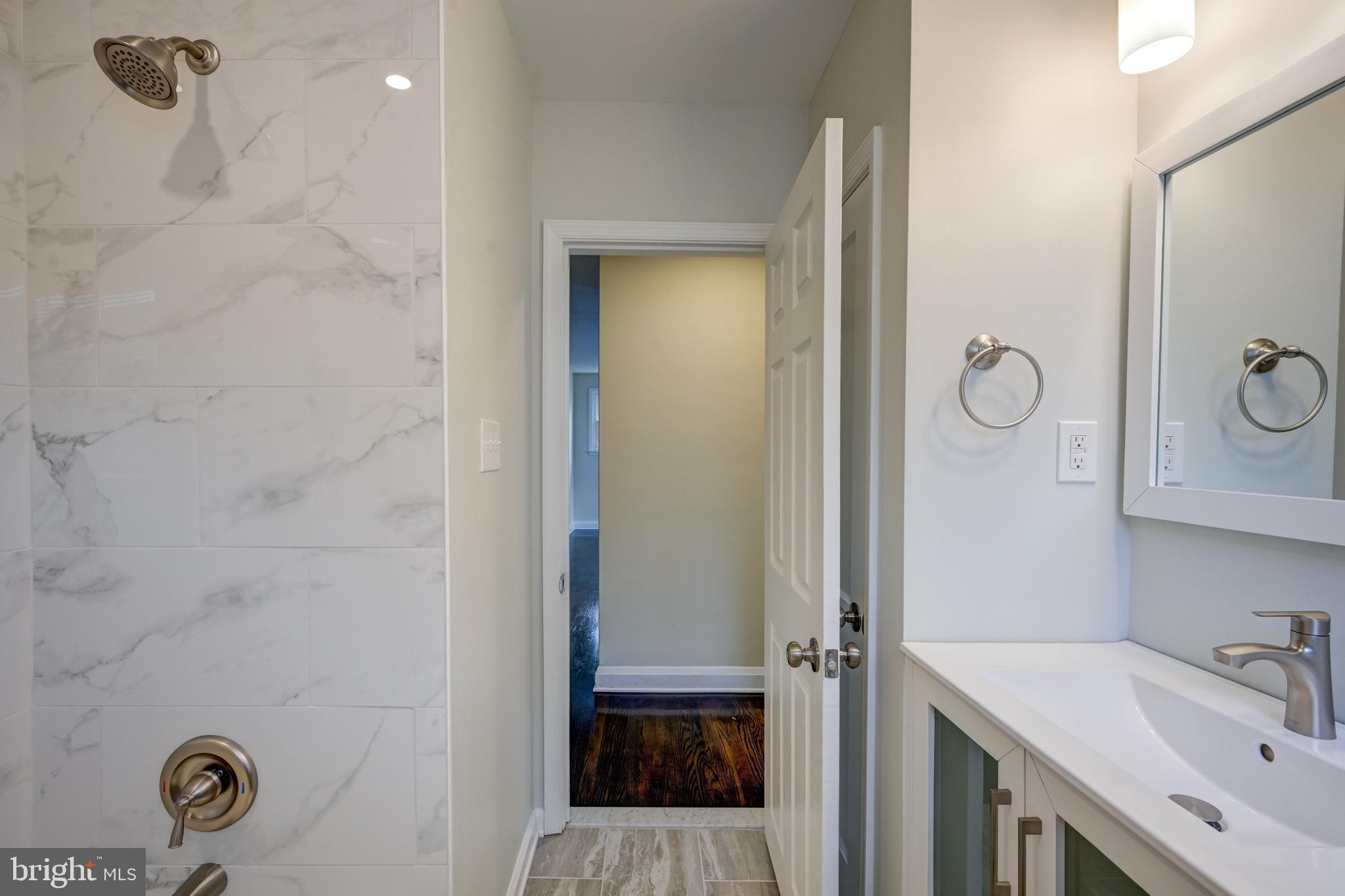 PARKVILLE - Residential