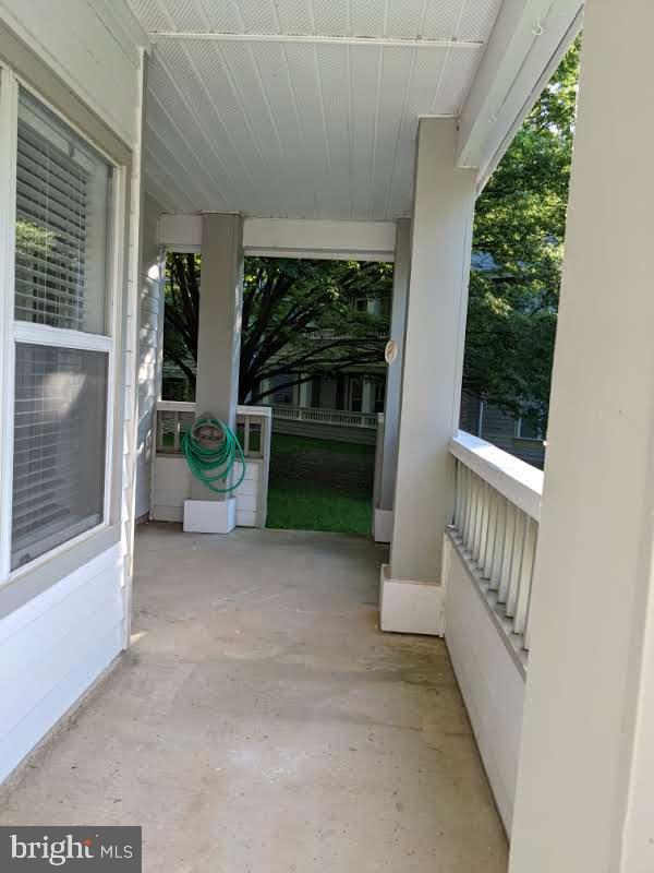 STONECROFT CONDO - Residential Lease