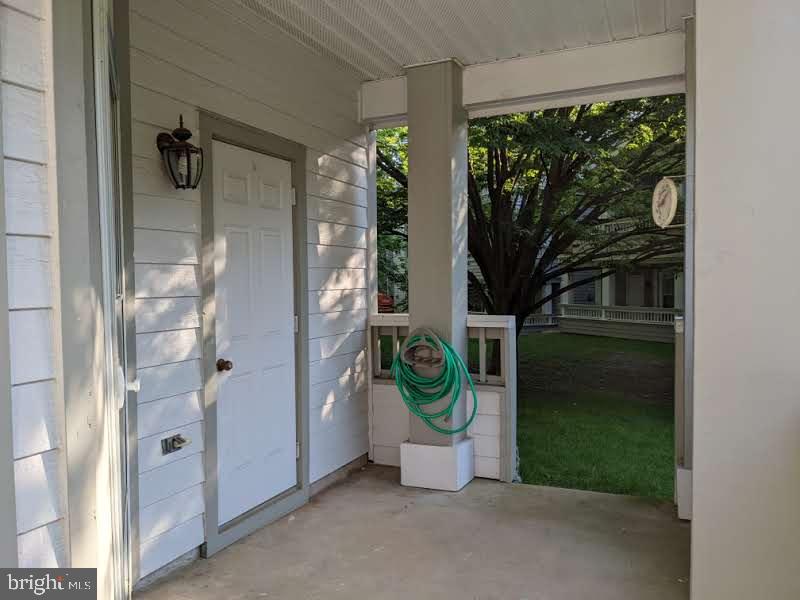 STONECROFT CONDO - Residential Lease