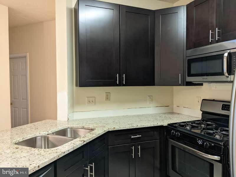 STONECROFT CONDO - Residential Lease