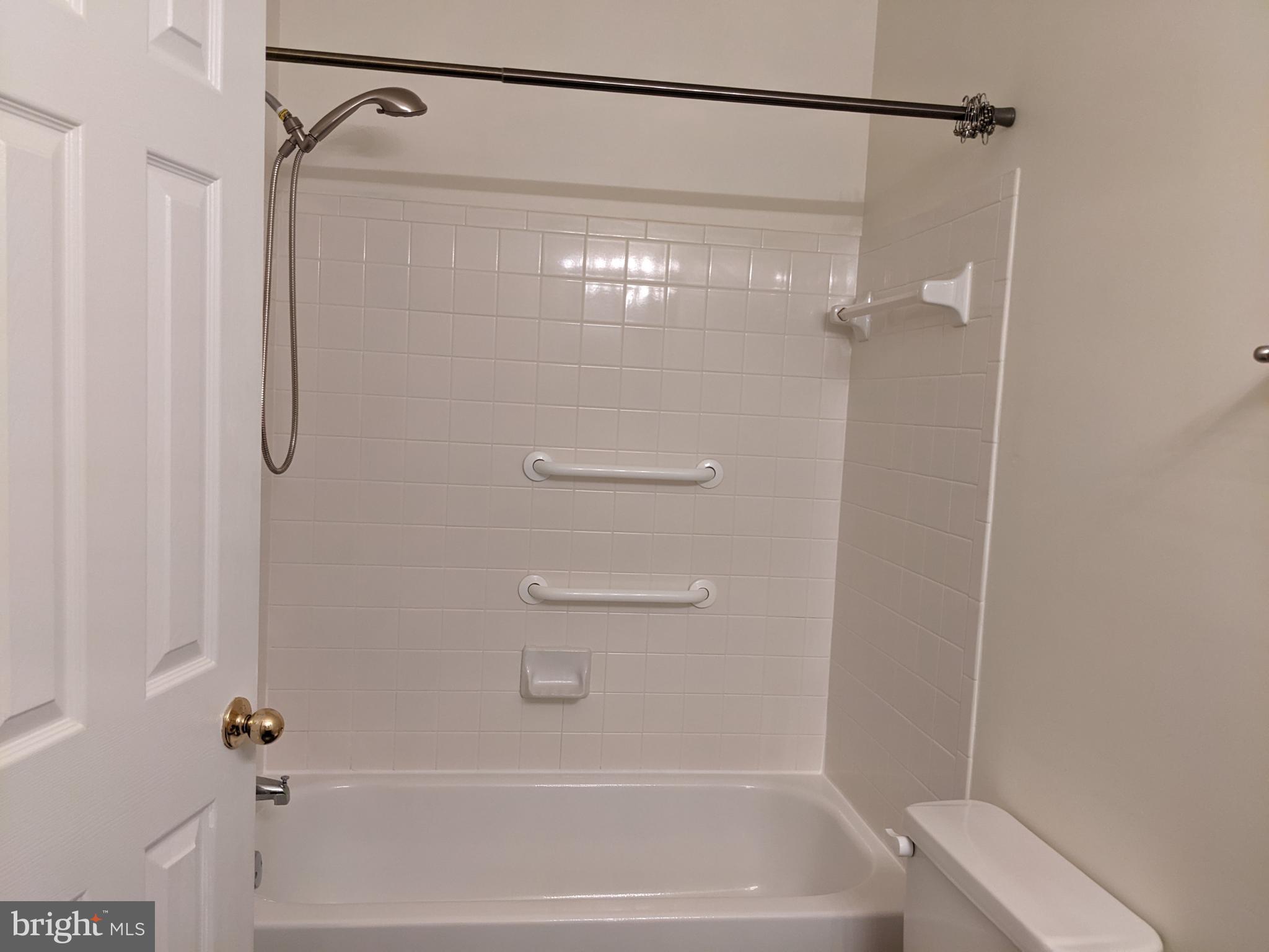 STONECROFT CONDO - Residential Lease