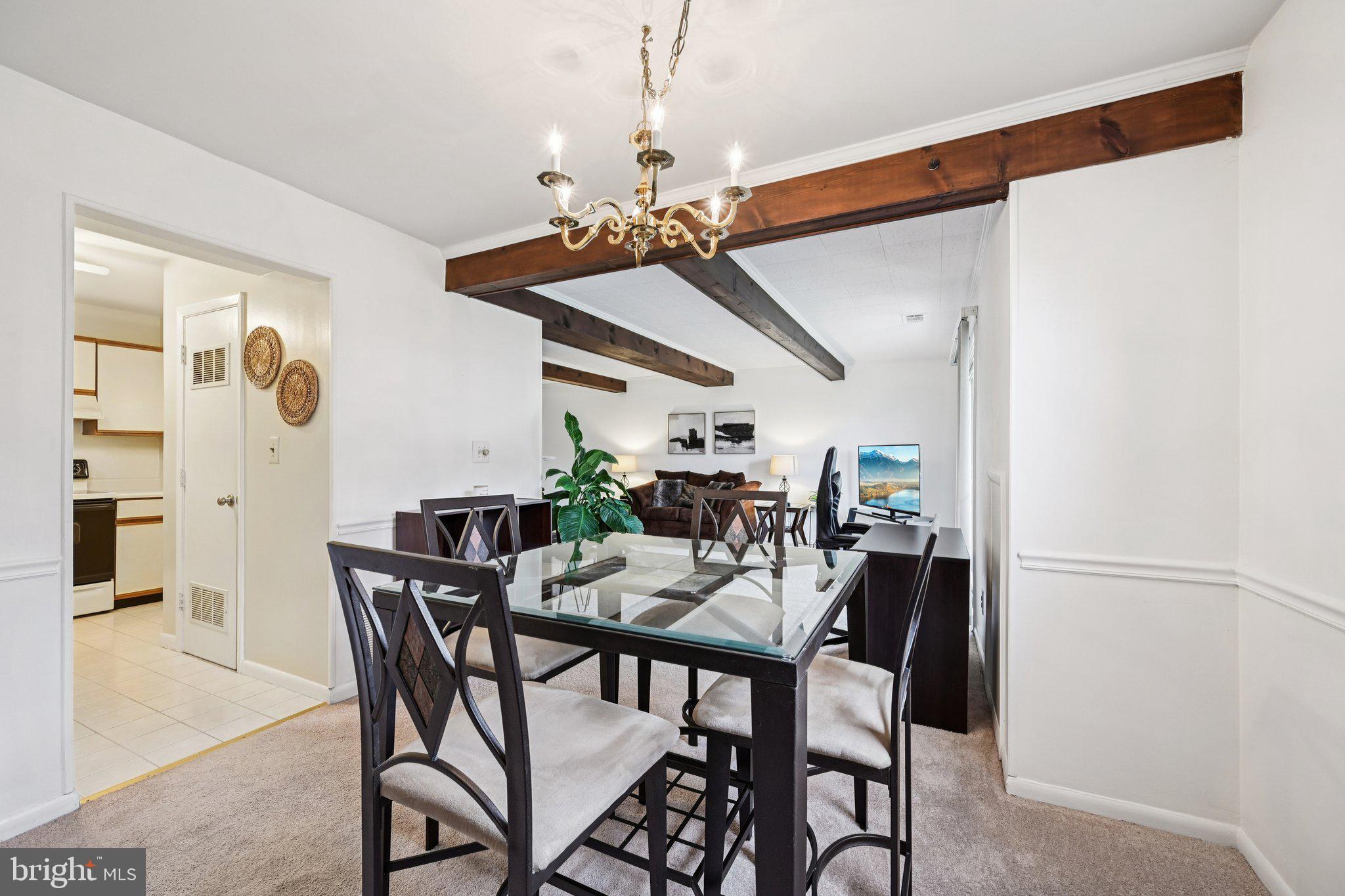 WARREN LODGE CONDOMINIUMS - Residential