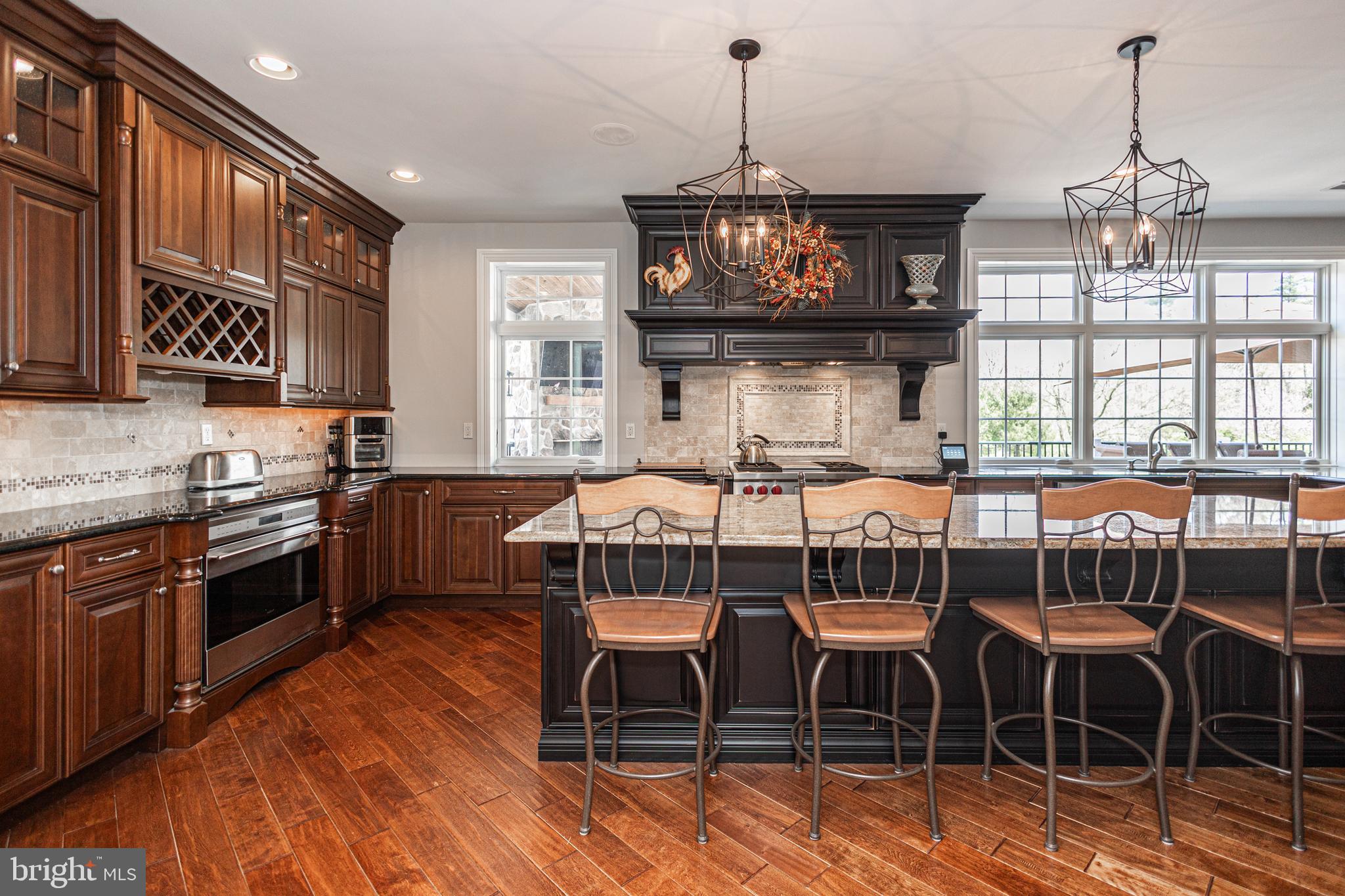 DARK HOLLOW - Residential