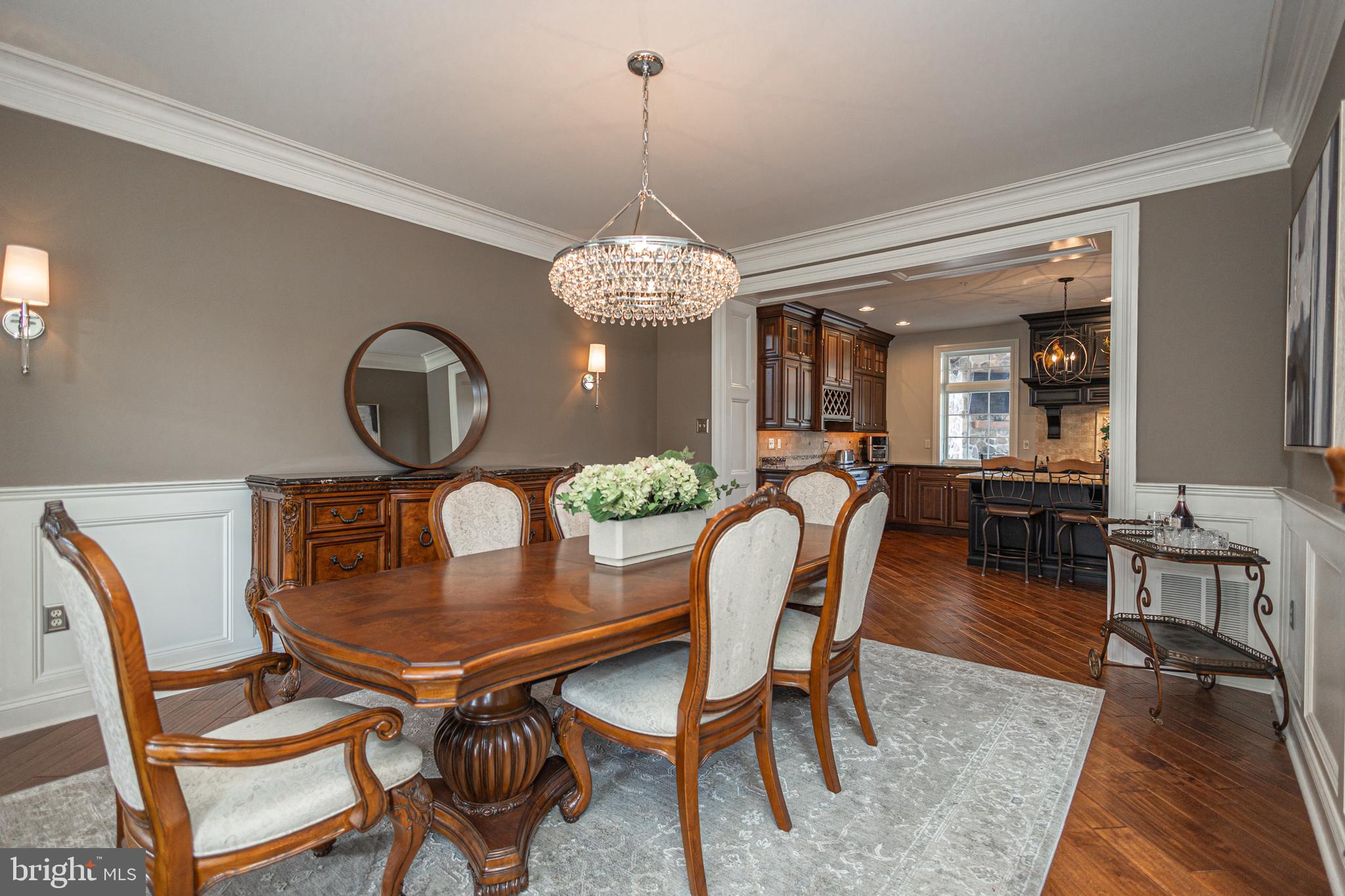 DARK HOLLOW - Residential