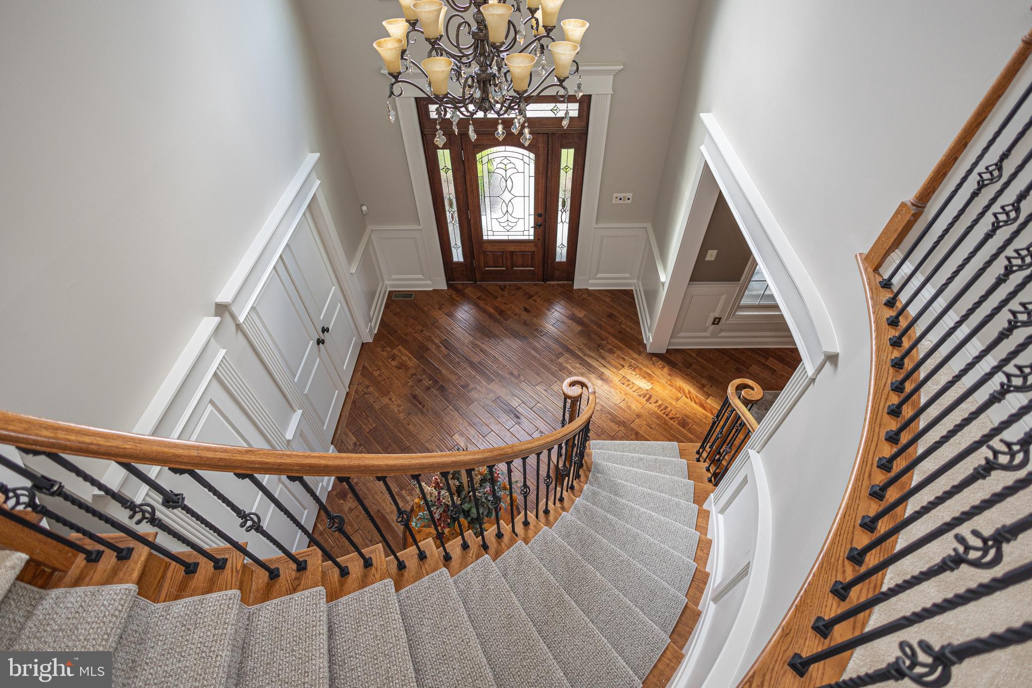 DARK HOLLOW - Residential