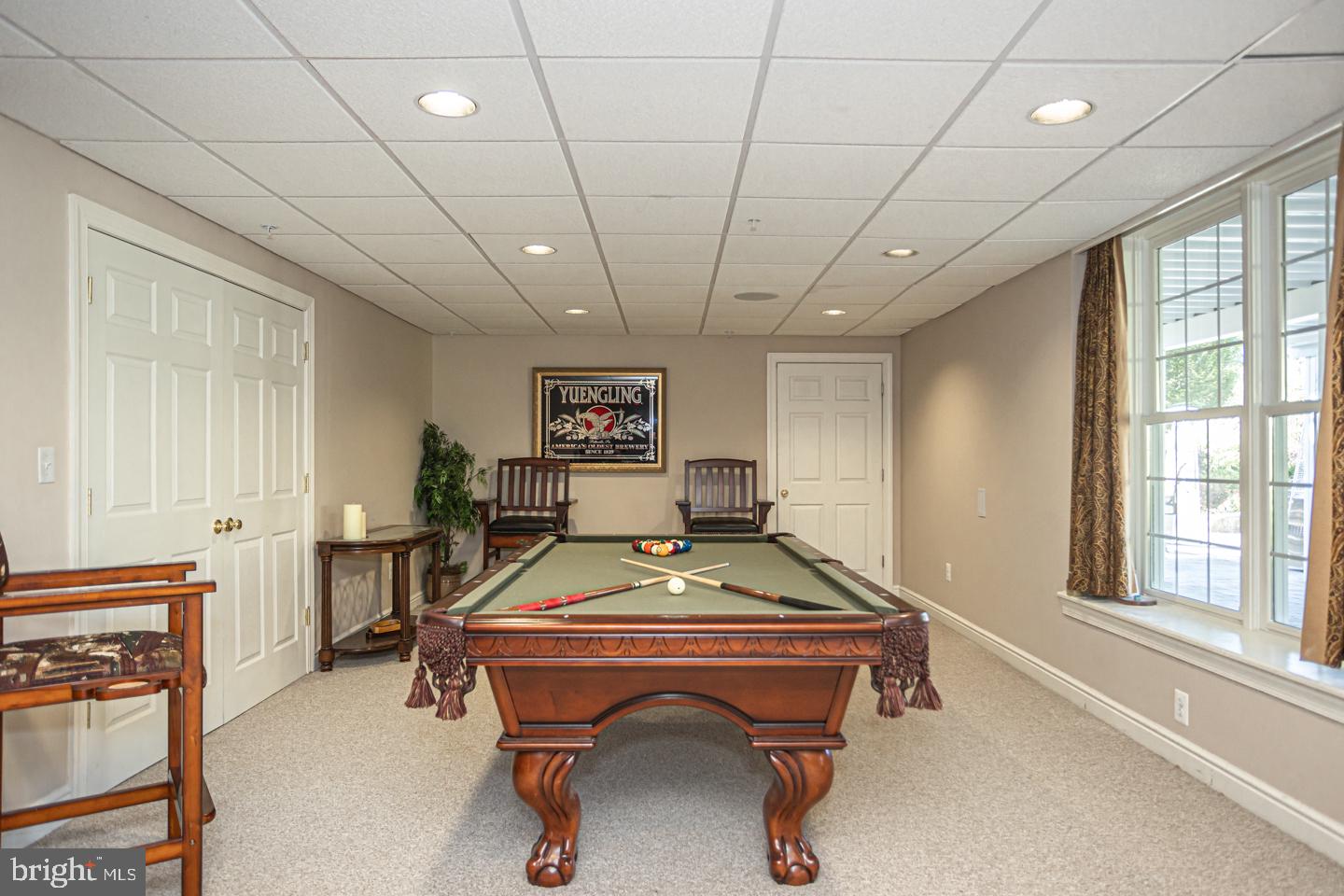 DARK HOLLOW - Residential