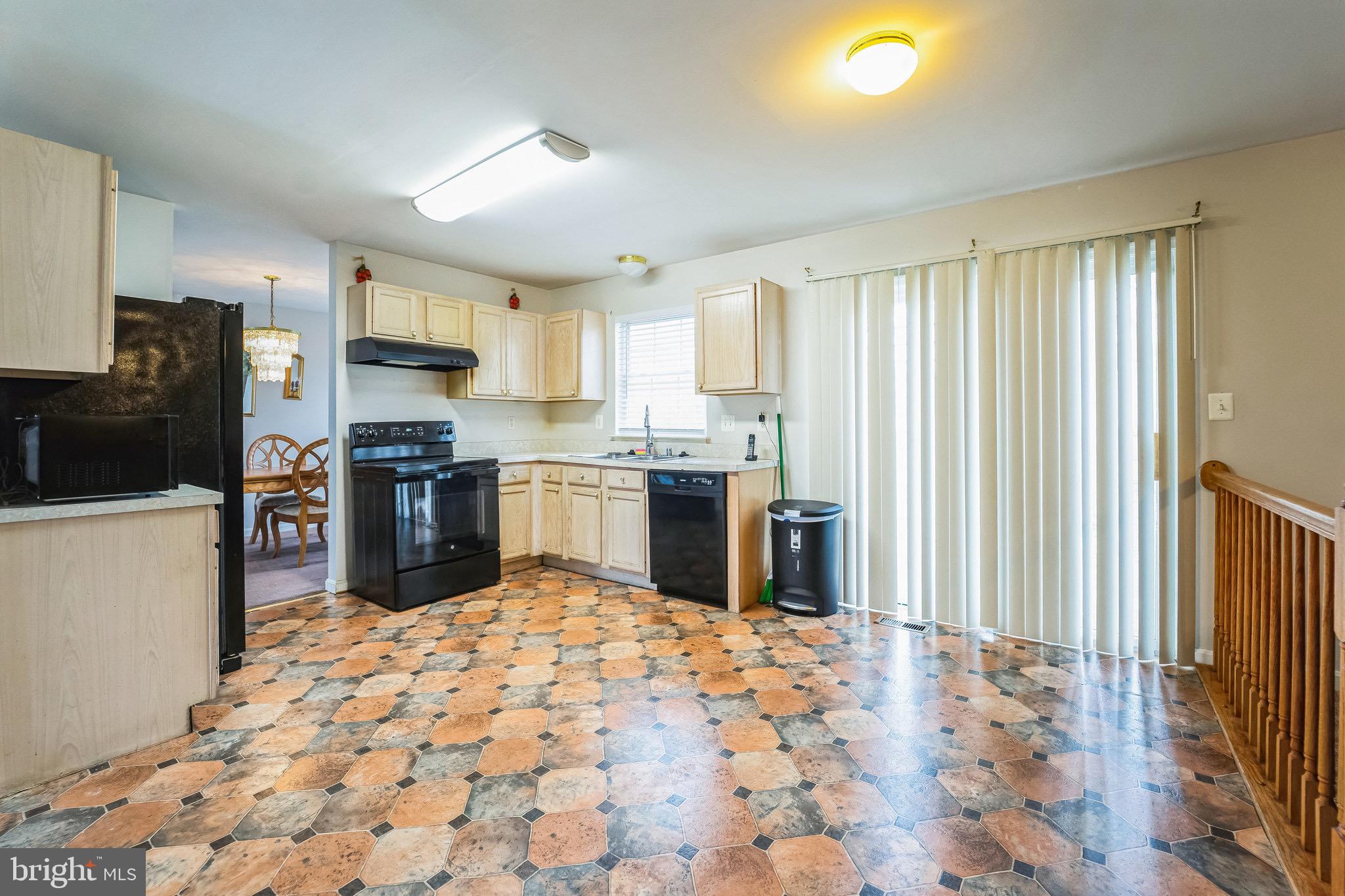 MAYFIELD - Residential