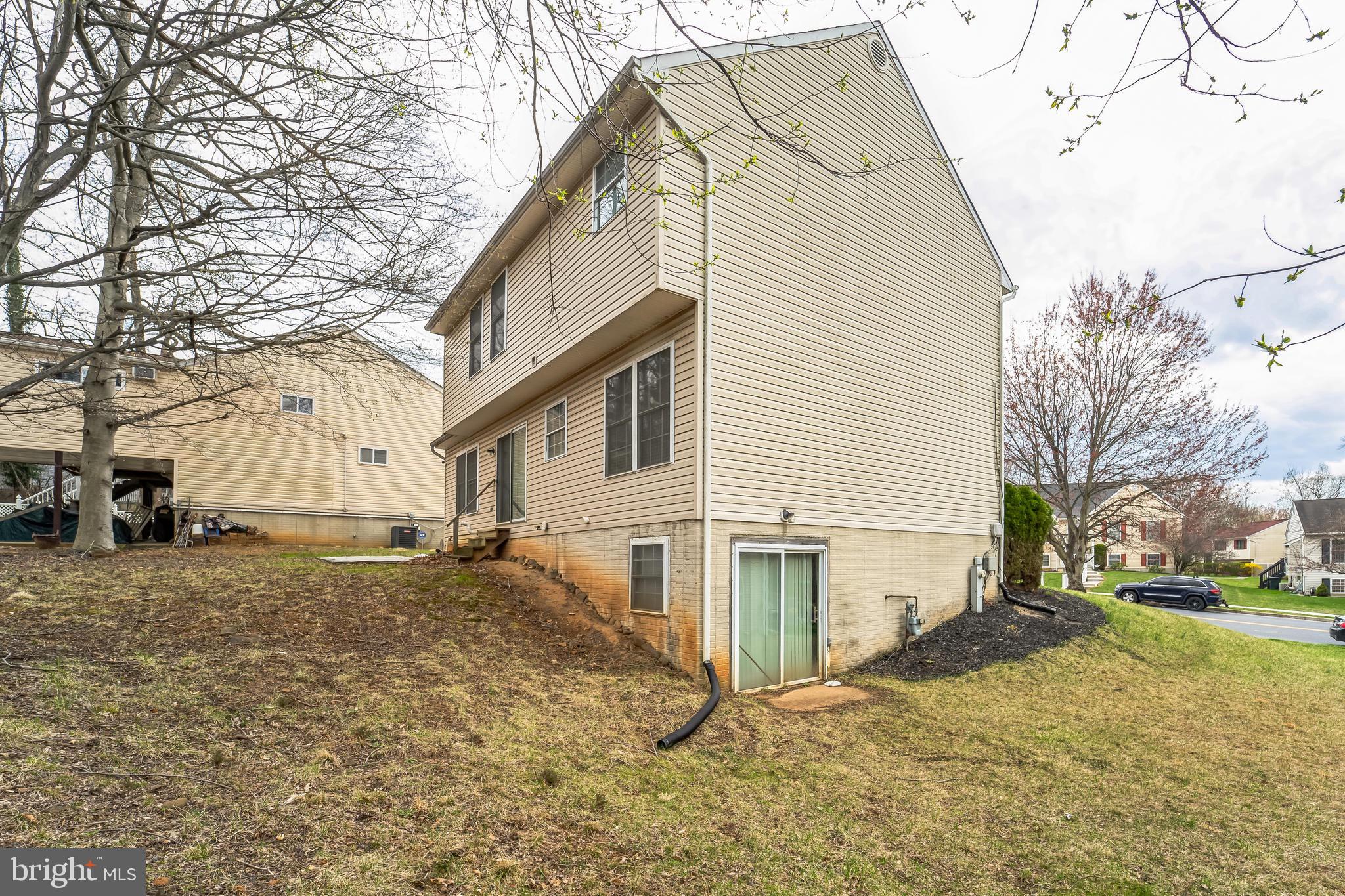 MAYFIELD - Residential