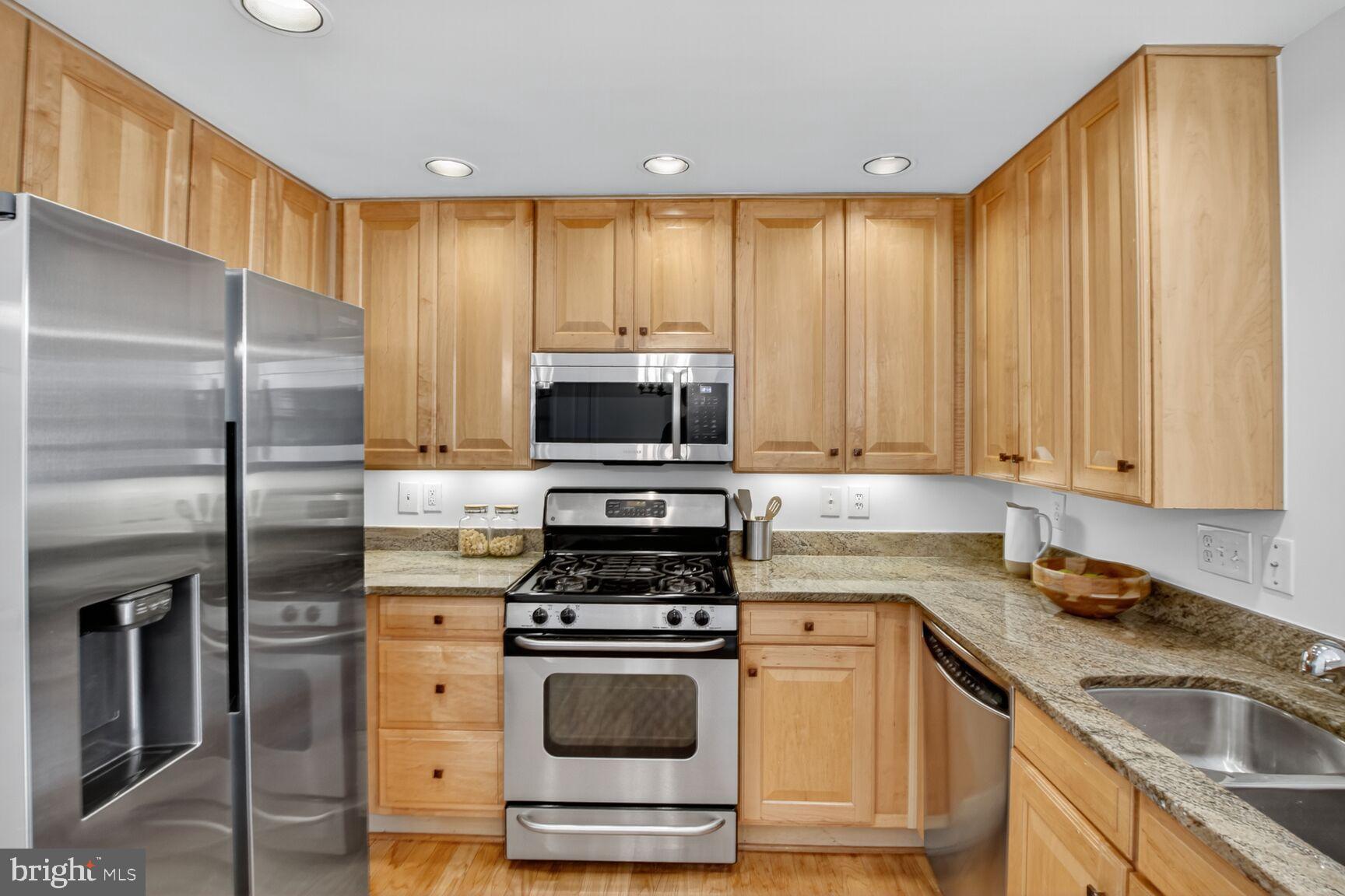 QUINCE ORCHARD PARK - Residential