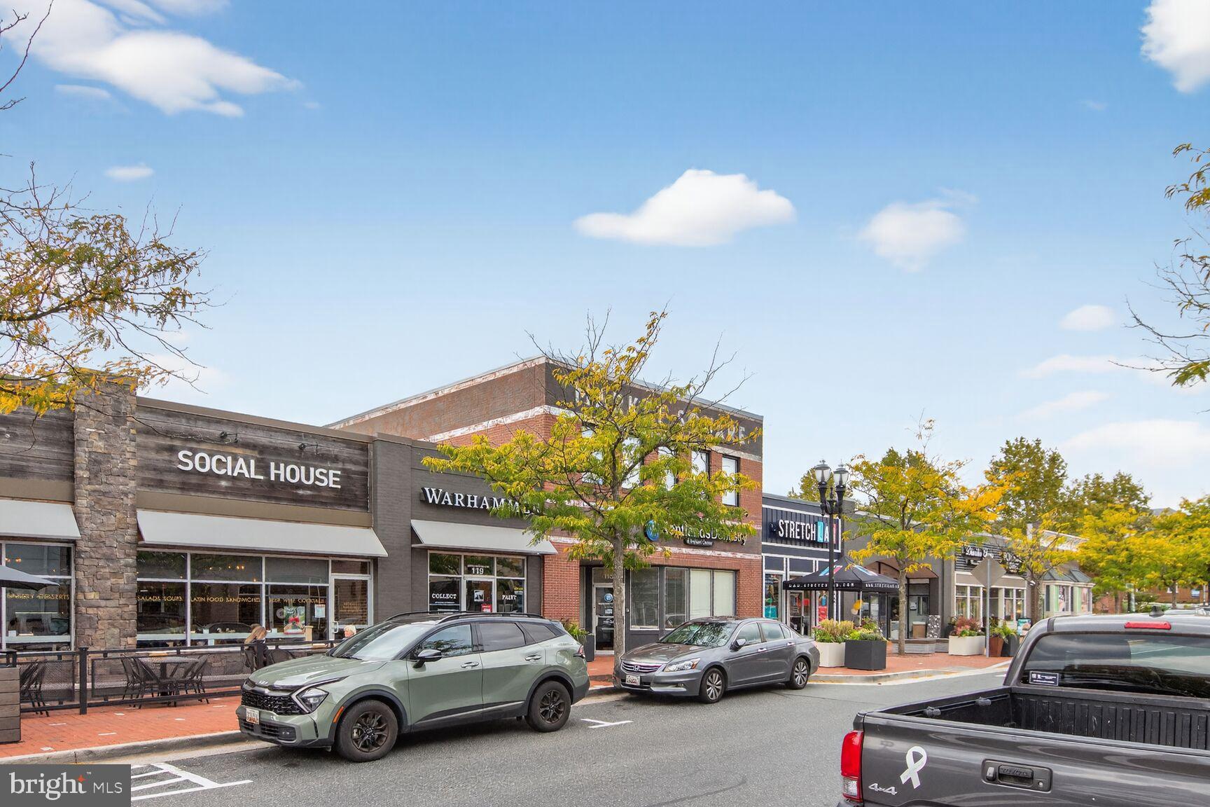 QUINCE ORCHARD PARK - Residential